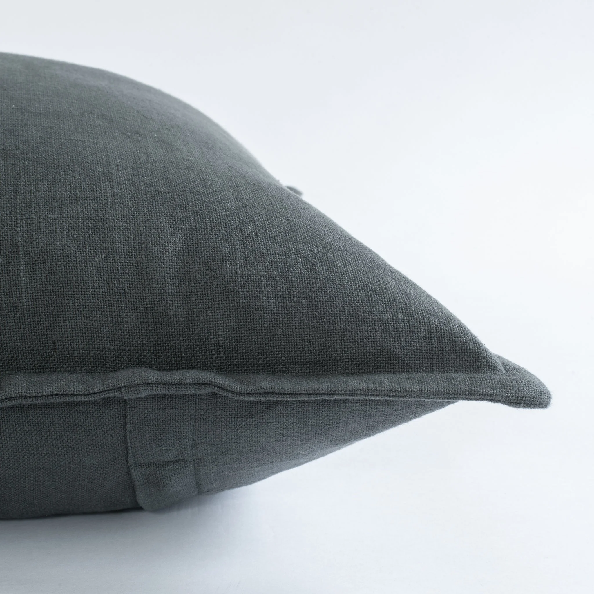 Gávea Solid Color Pillow Cover | Charcoal Gray - Image 12