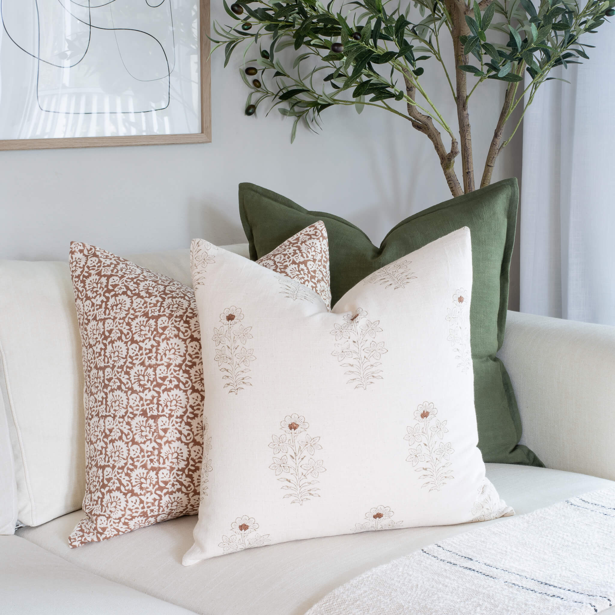Gávea Solid Color Pillow Cover | Olive Green - Image 10