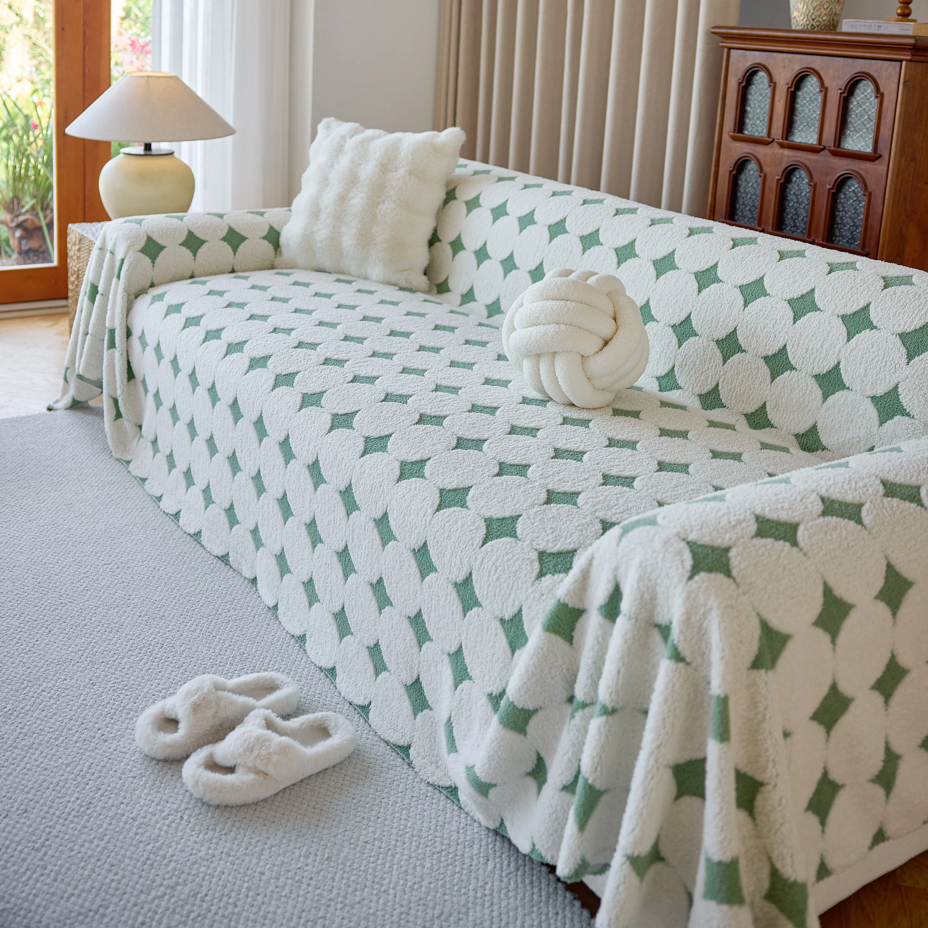Geometric Jacquard Plush Warm Sofa Couch Cover Coral Fleece Throw Blanket for Couch - Image 12