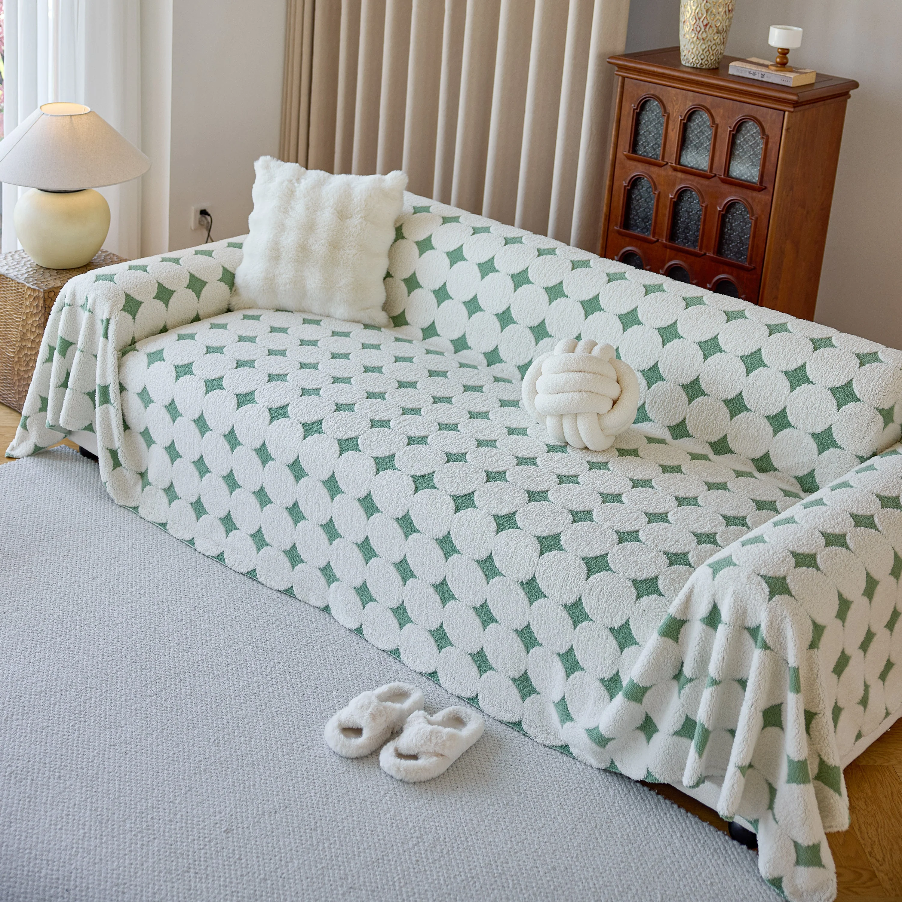 Geometric Jacquard Plush Warm Sofa Couch Cover Coral Fleece Throw Blanket for Couch - Image 13