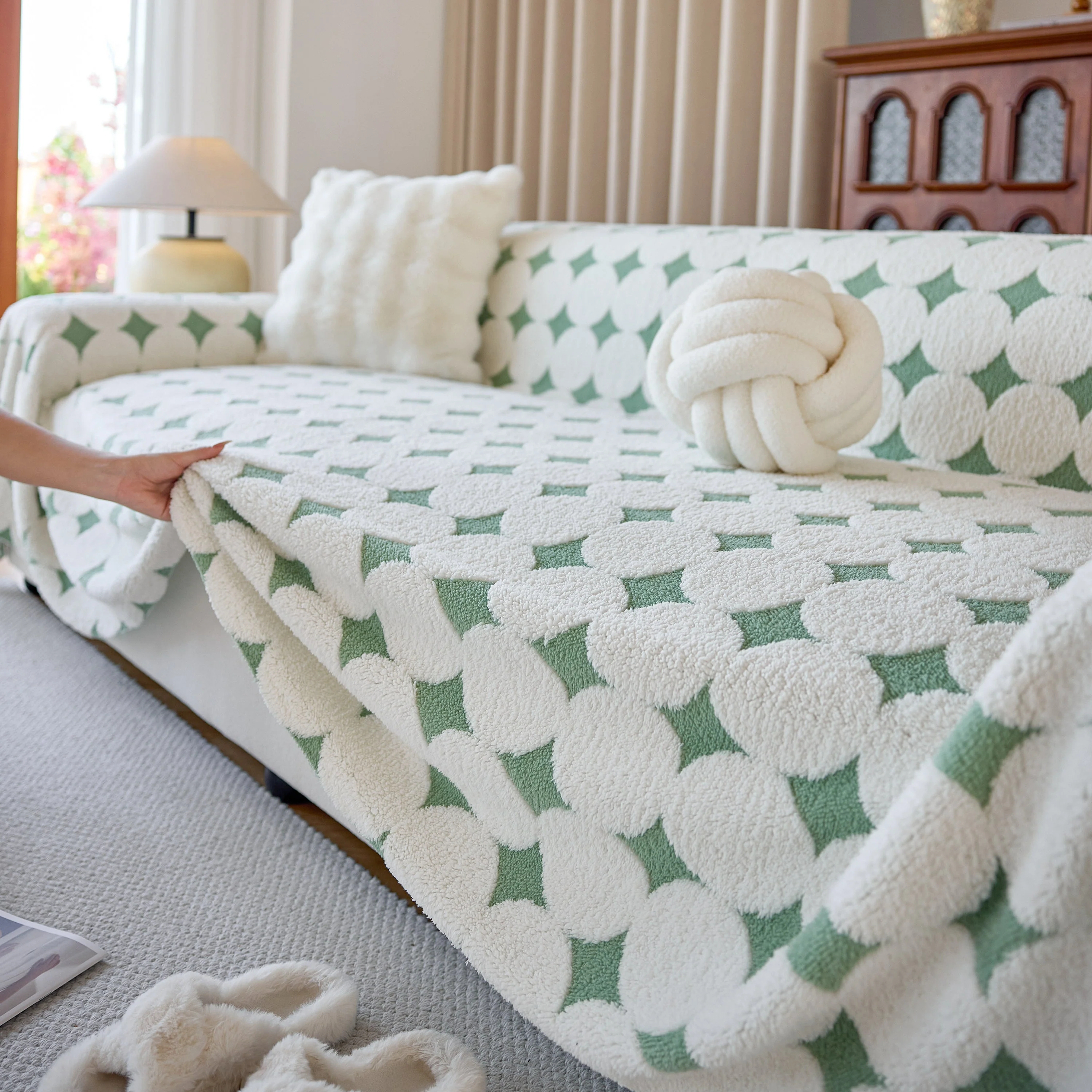 Geometric Jacquard Plush Warm Sofa Couch Cover Coral Fleece Throw Blanket for Couch - Image 2