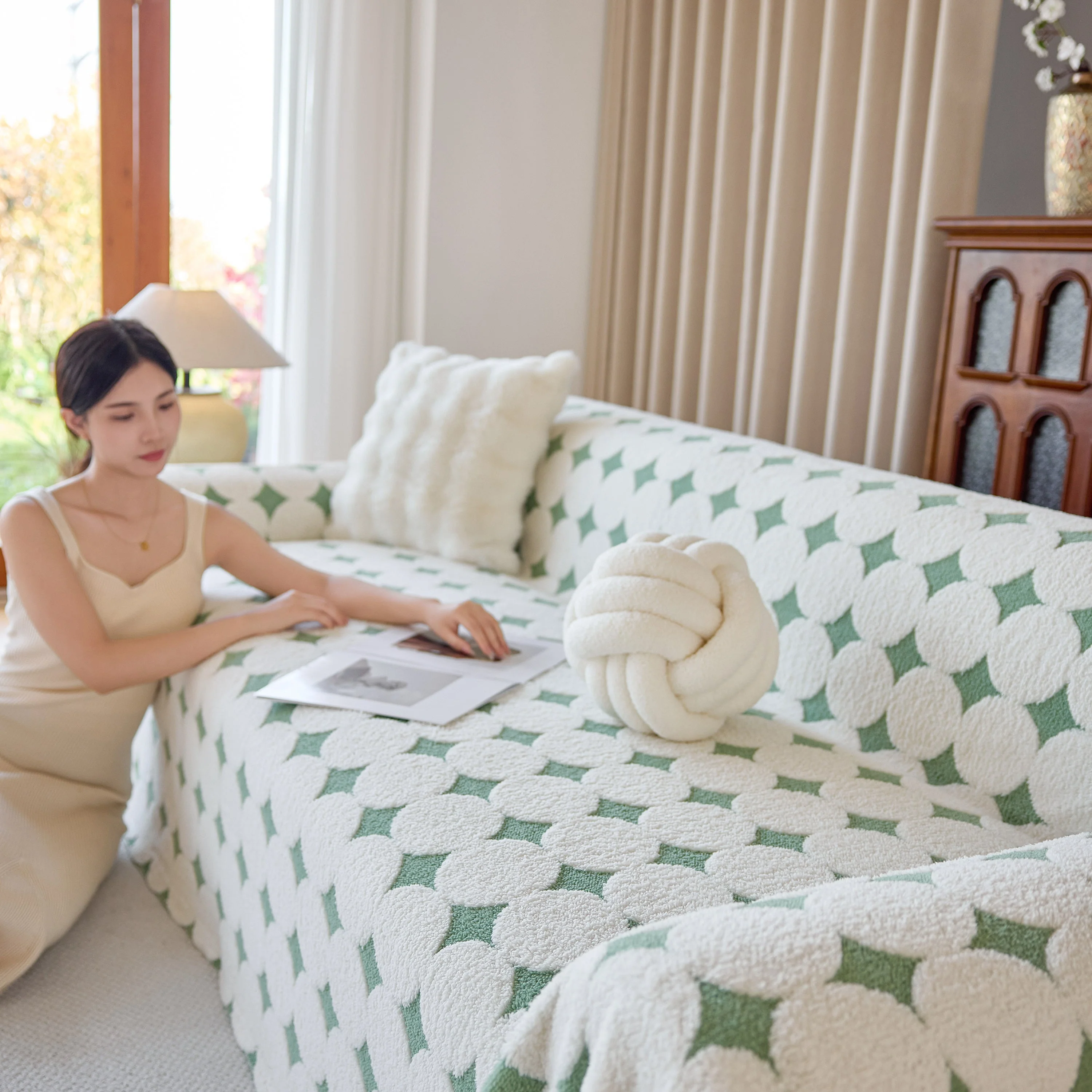 Geometric Jacquard Plush Warm Sofa Couch Cover Coral Fleece Throw Blanket for Couch - Image 29