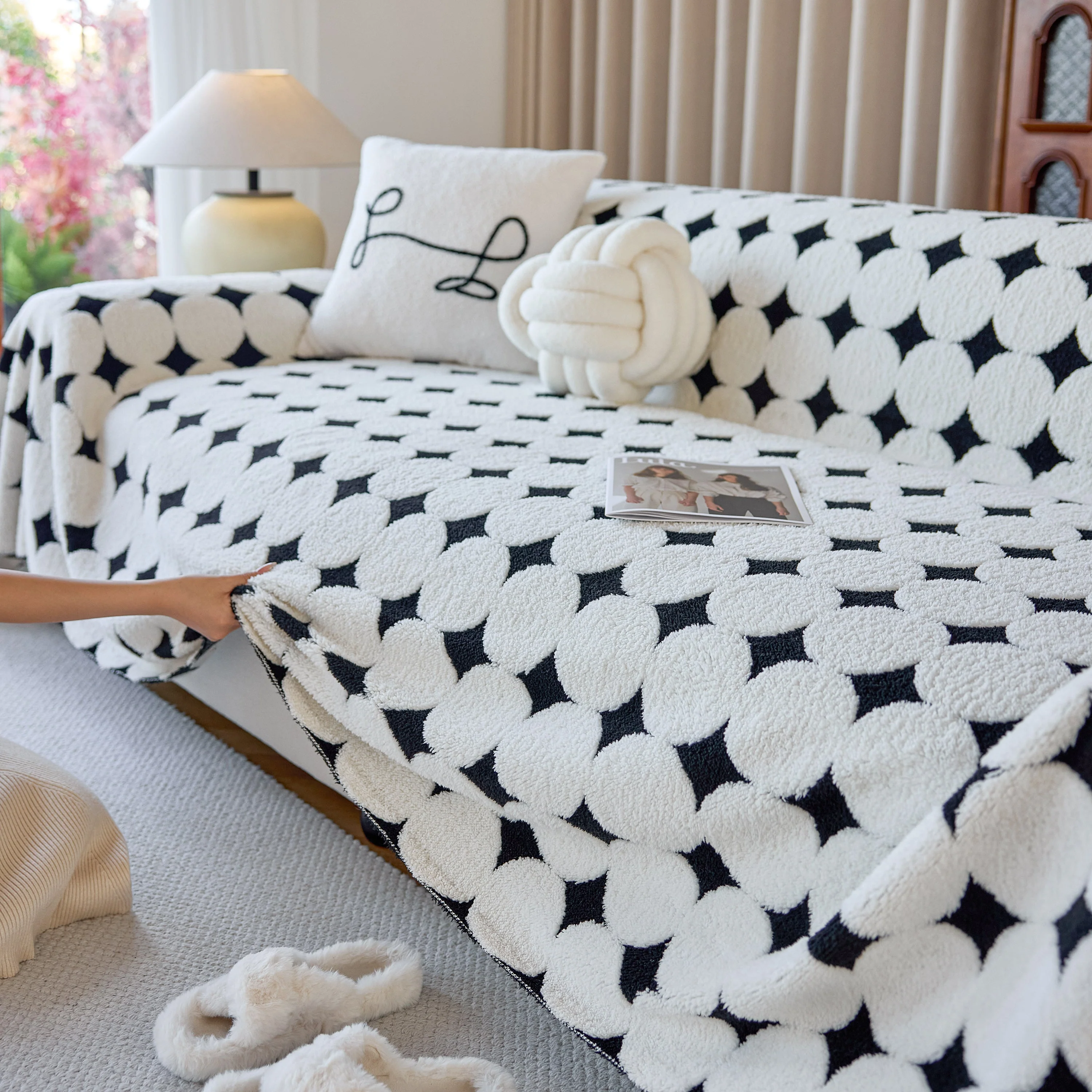 Geometric Jacquard Plush Warm Sofa Couch Cover Coral Fleece Throw Blanket for Couch - Image 62
