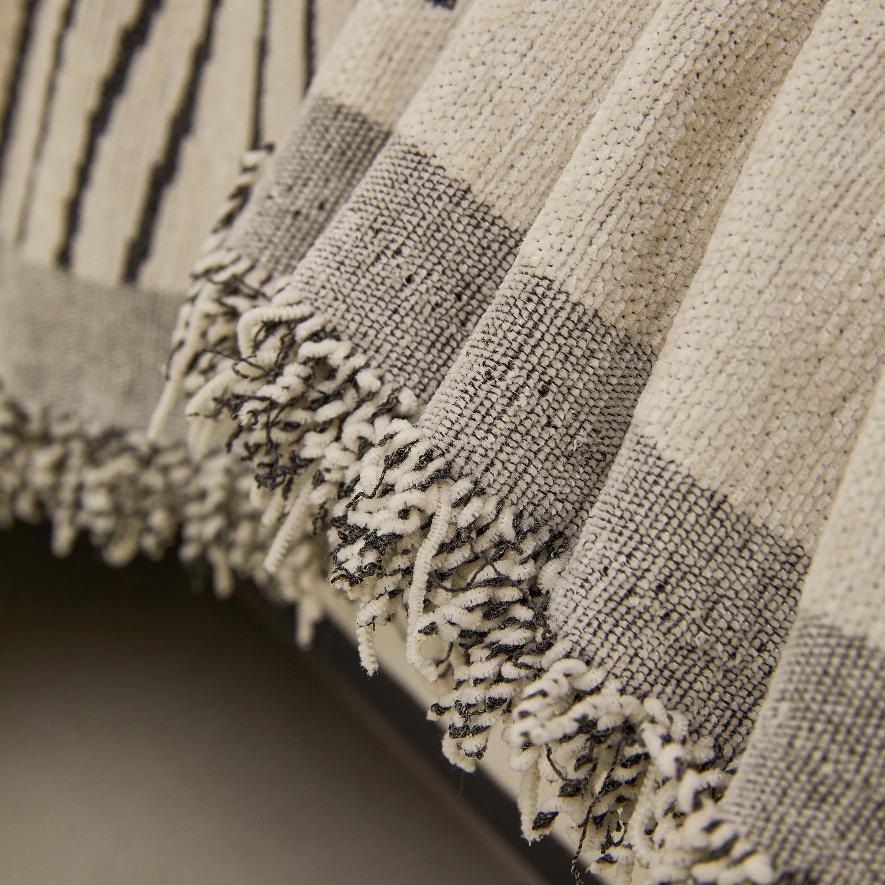 Geometric Radial Striped L-Shape Sofa Cover: Thick, Reversible Furniture Blanket for Kids and Pets - Image 71