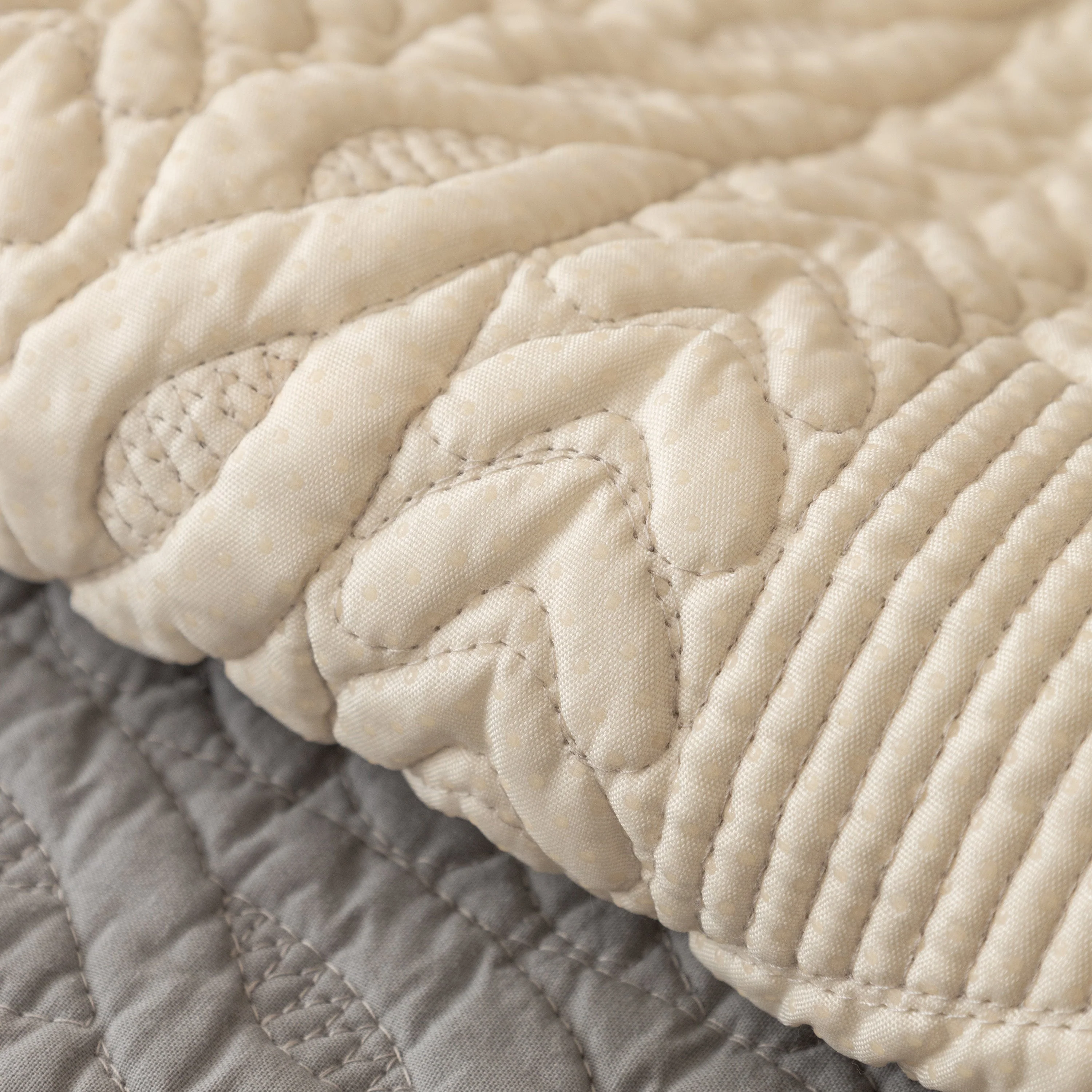 Geometric Textured Cotton Quilted Sofa Cover, Non-Slip Washable Couch Protector - Image 9