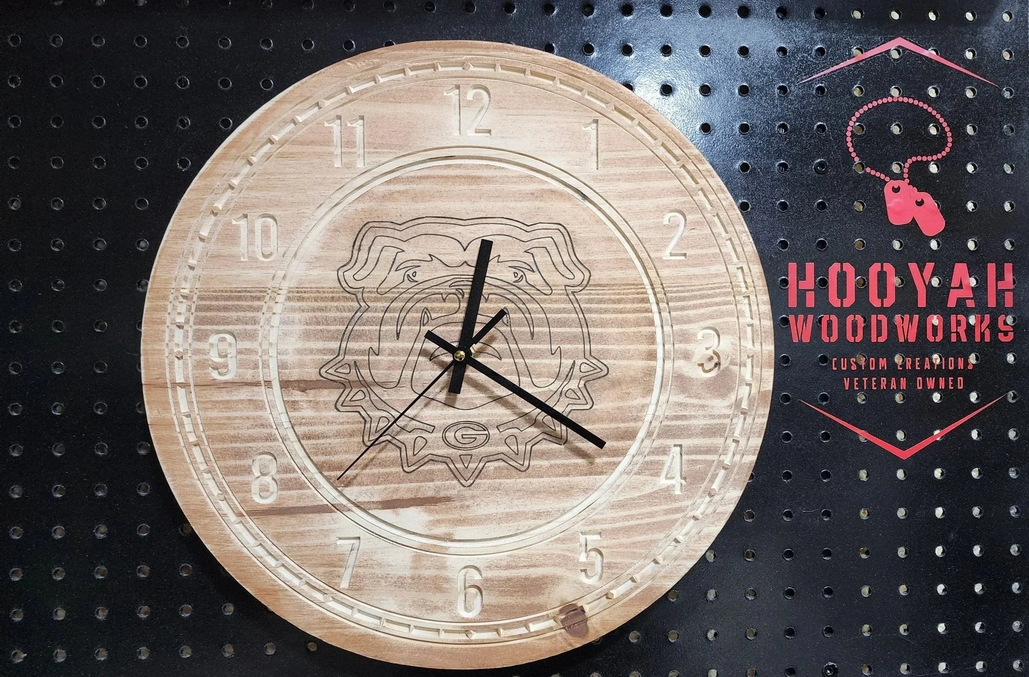 Georgia bulldog clock (dog) - Image 3