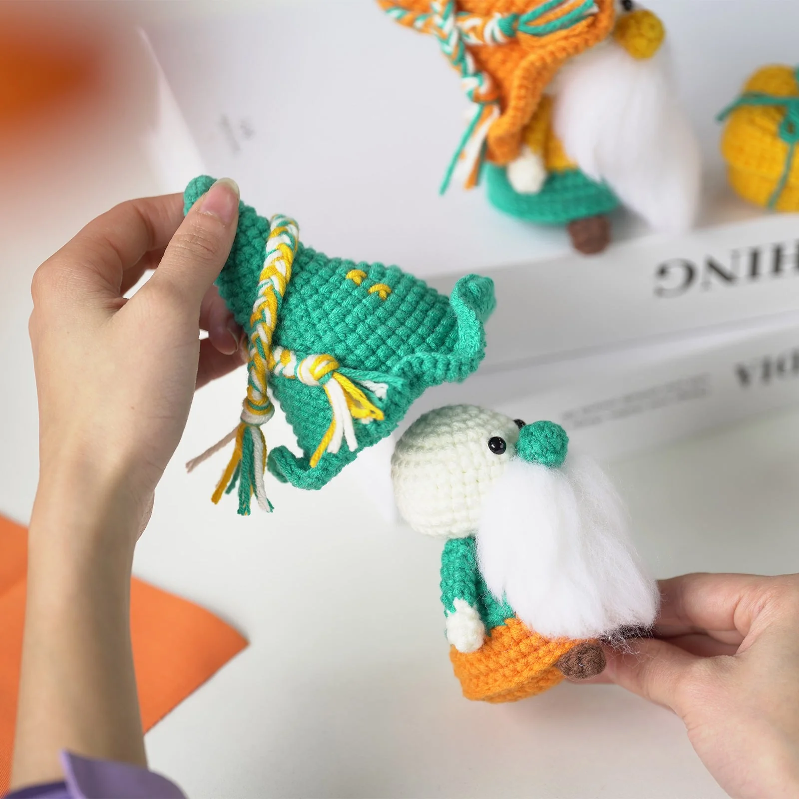 Gnomes Amigurumi DIY Crochet Kit Wizardi F07N8-M163 - Image 4