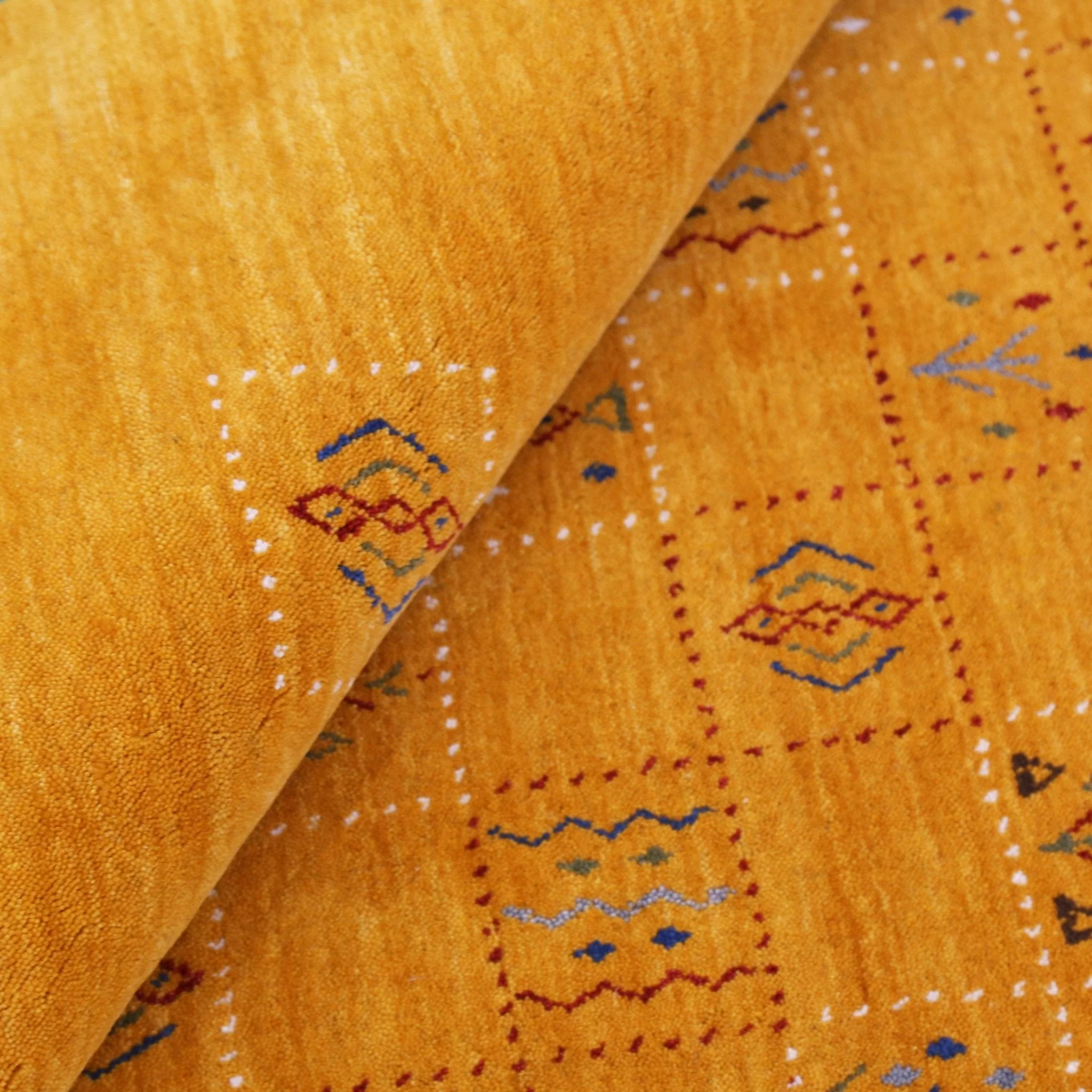 Gold Center Pattern Hand Loomed Wool Area Rug - Image 6