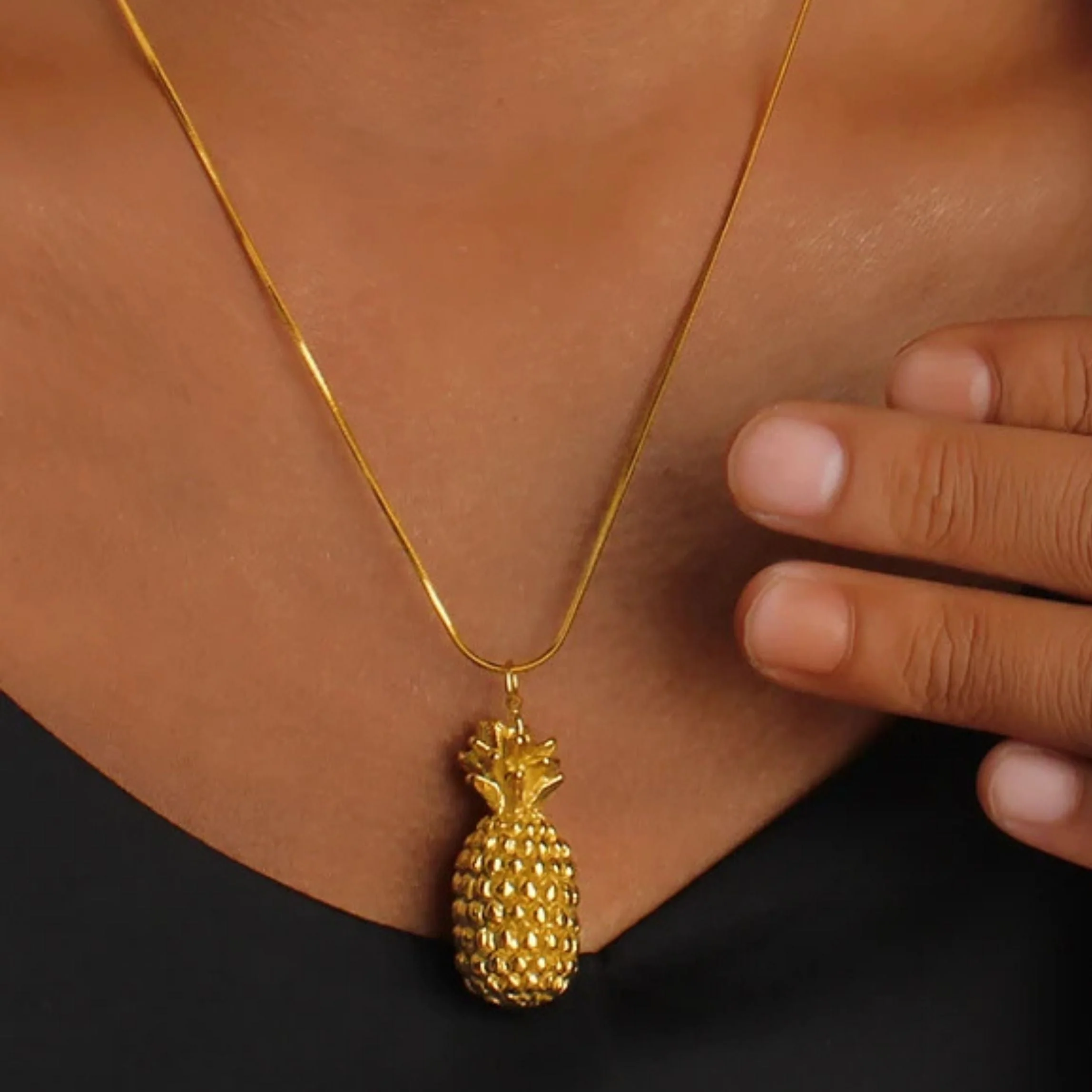 Gold Pineapple Pendant Necklace | Tropical Summer Jewelry - Image 2