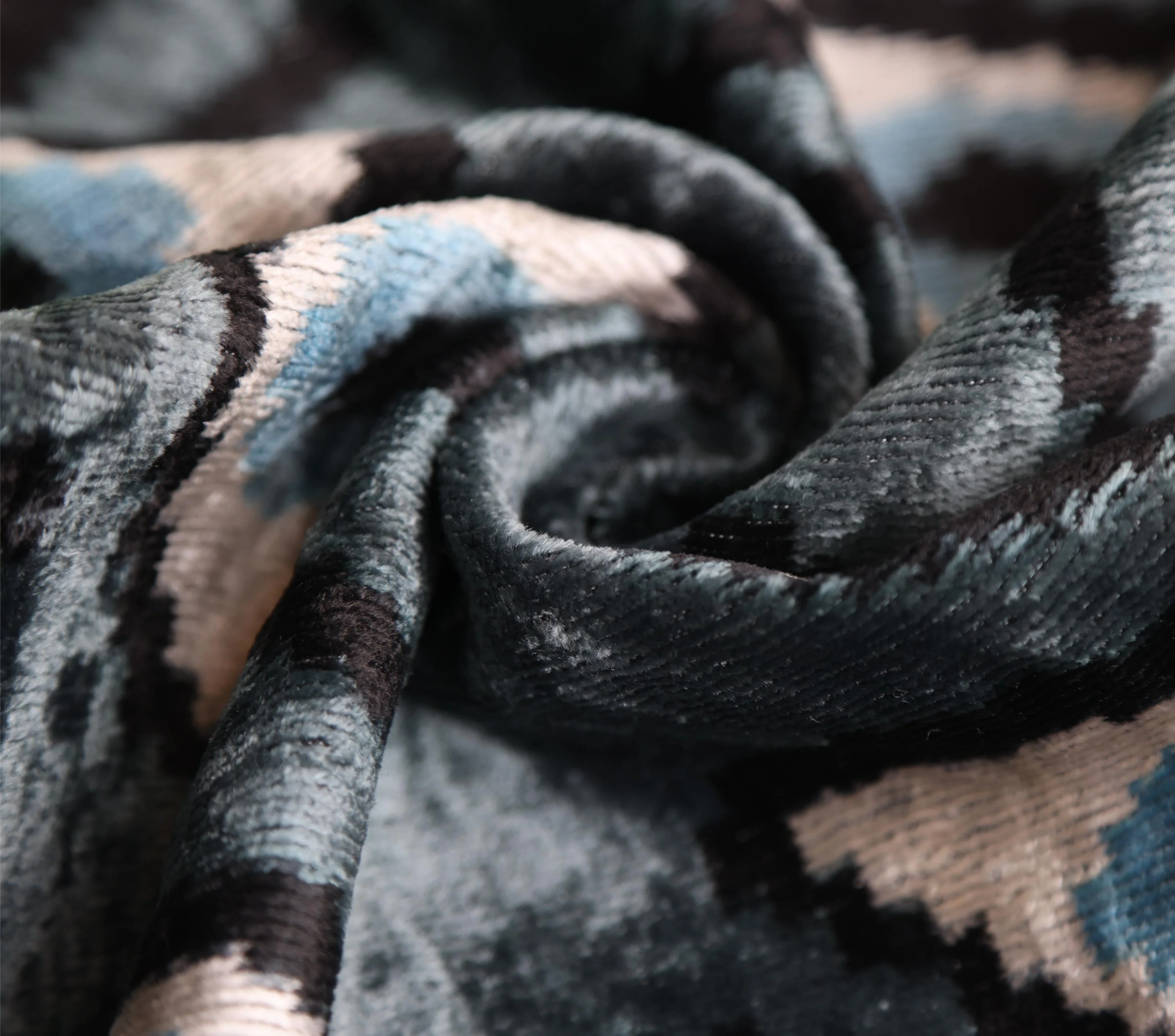 Gray Blue Eye Silk Velvet Lumbar Pillow – 16x24 Handmade Ikat Luxury Cushion - Image 7
