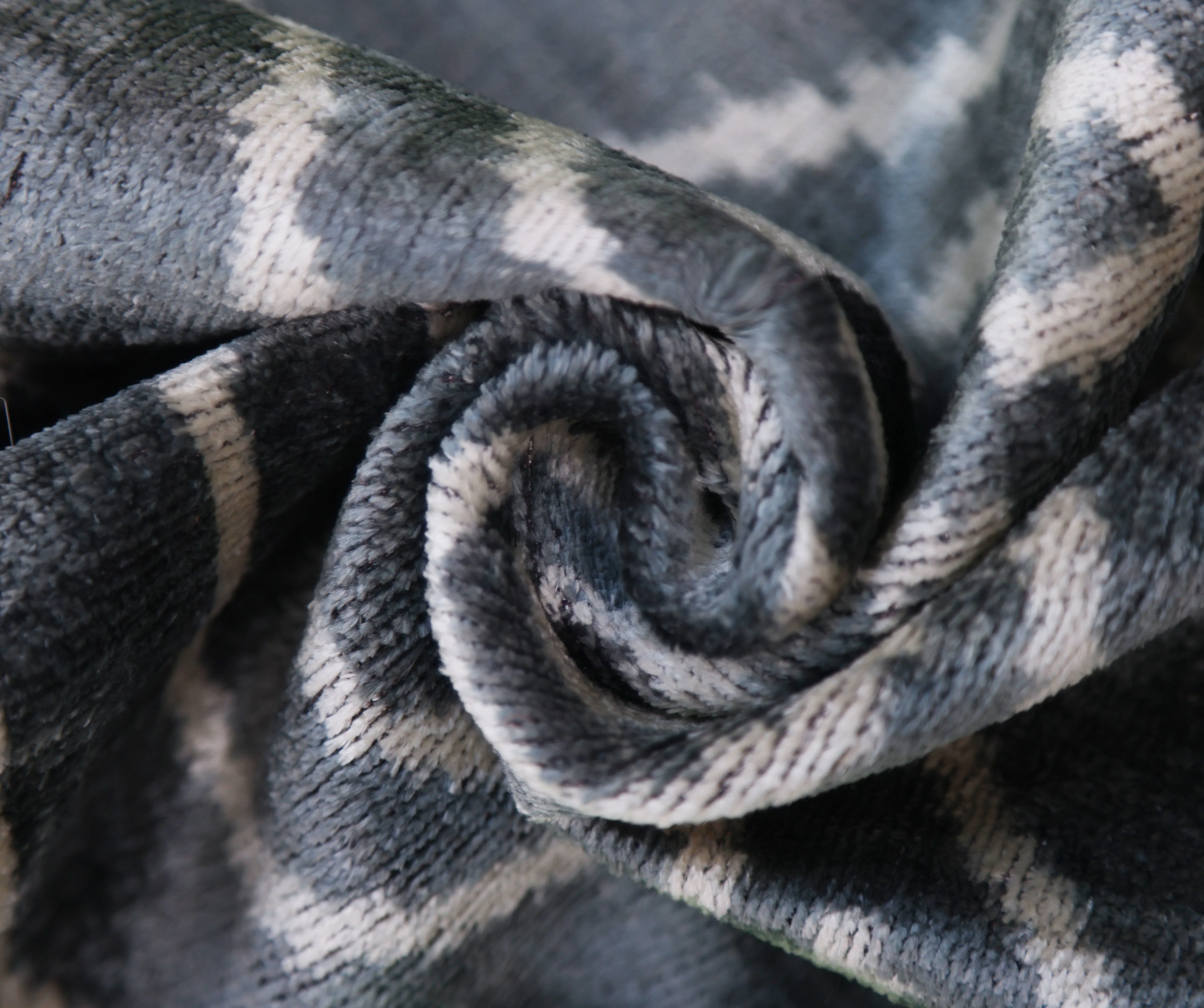 Gray & White Silk Velvet Ikat Lumbar Pillow 16x24 – Handmade - Image 2