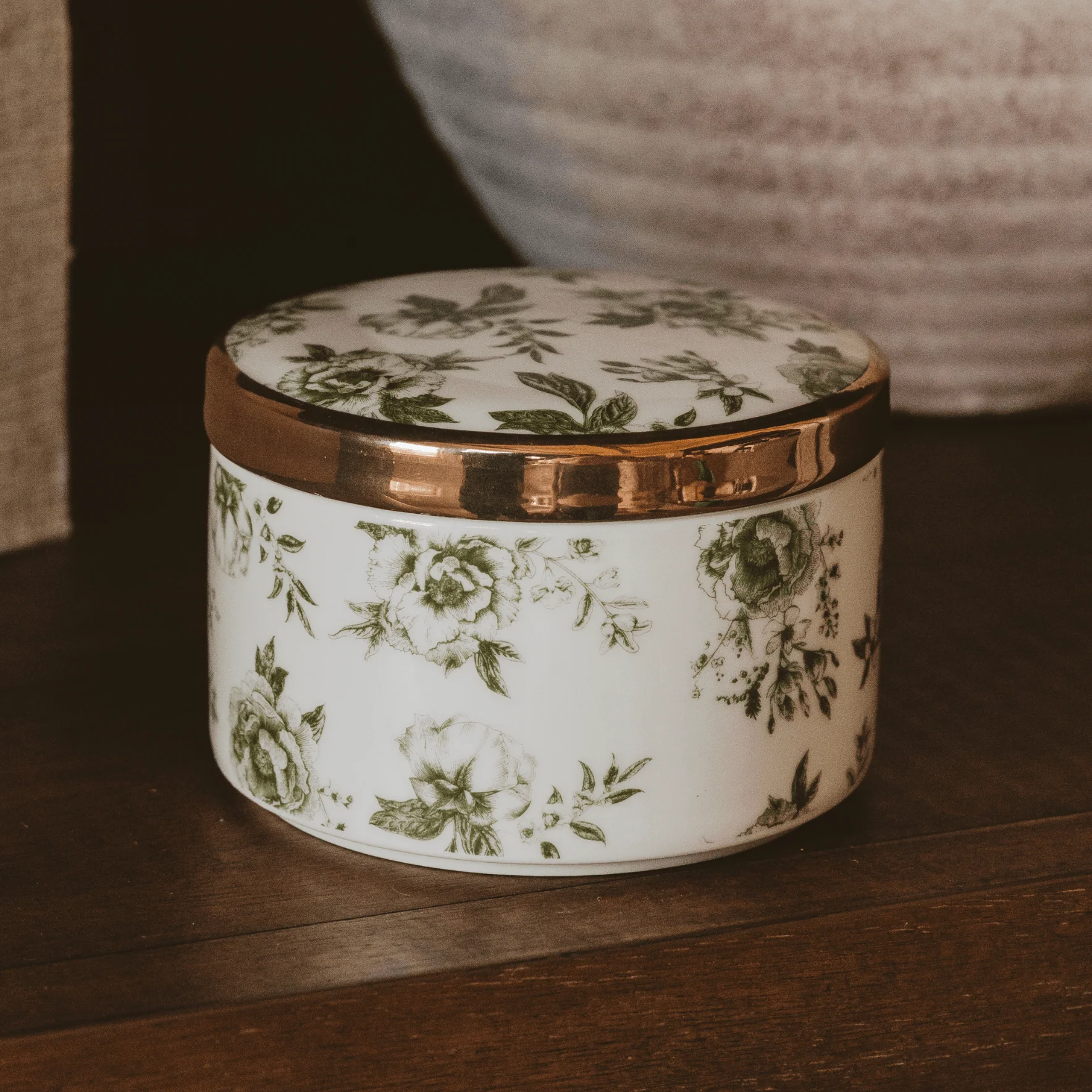 Green Delft Trinket Dish with Lid - Image 2