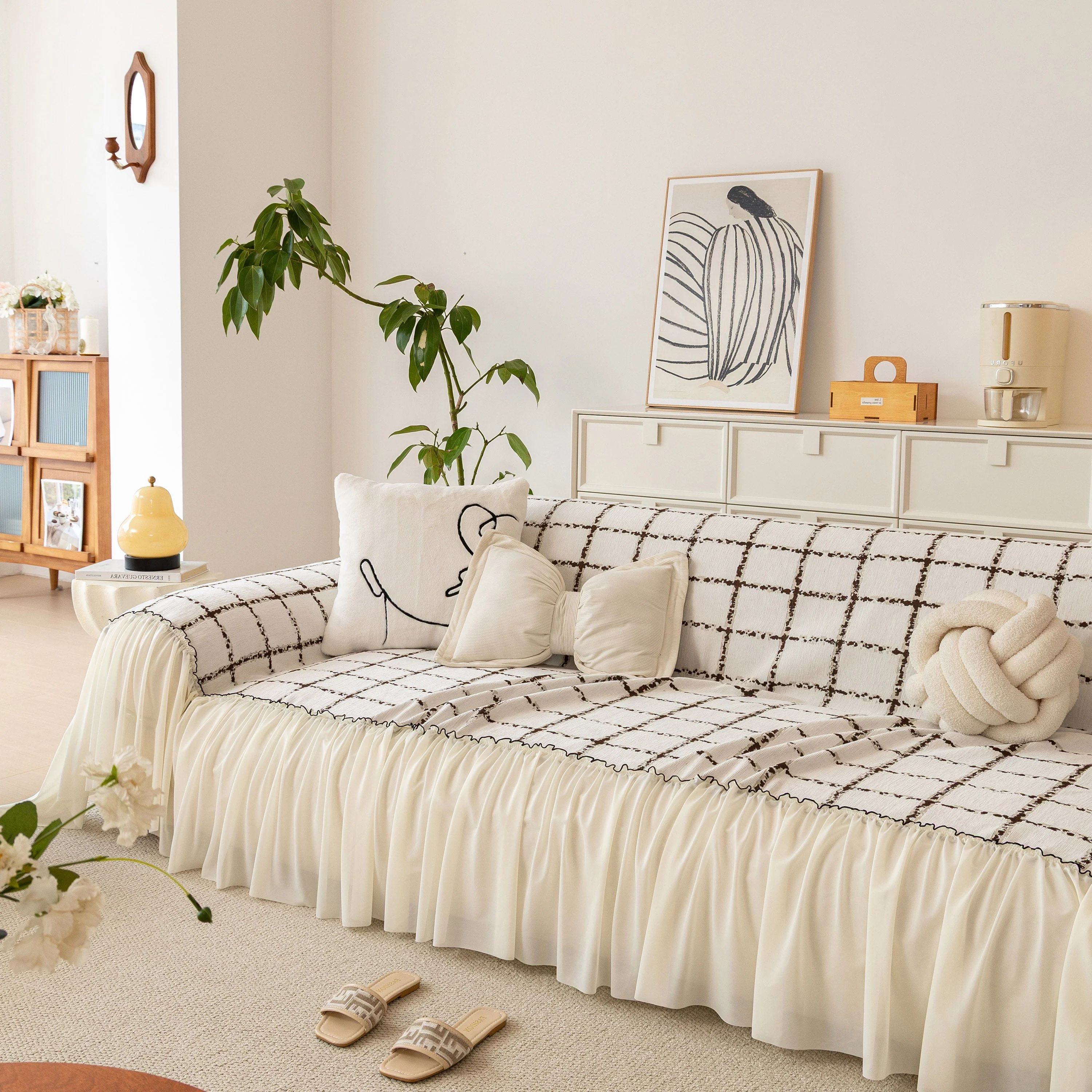 Grid Sofa Cover with Ruffle Skirt – Soft, Decorative, Full-Cover Couch Protector - Image 16