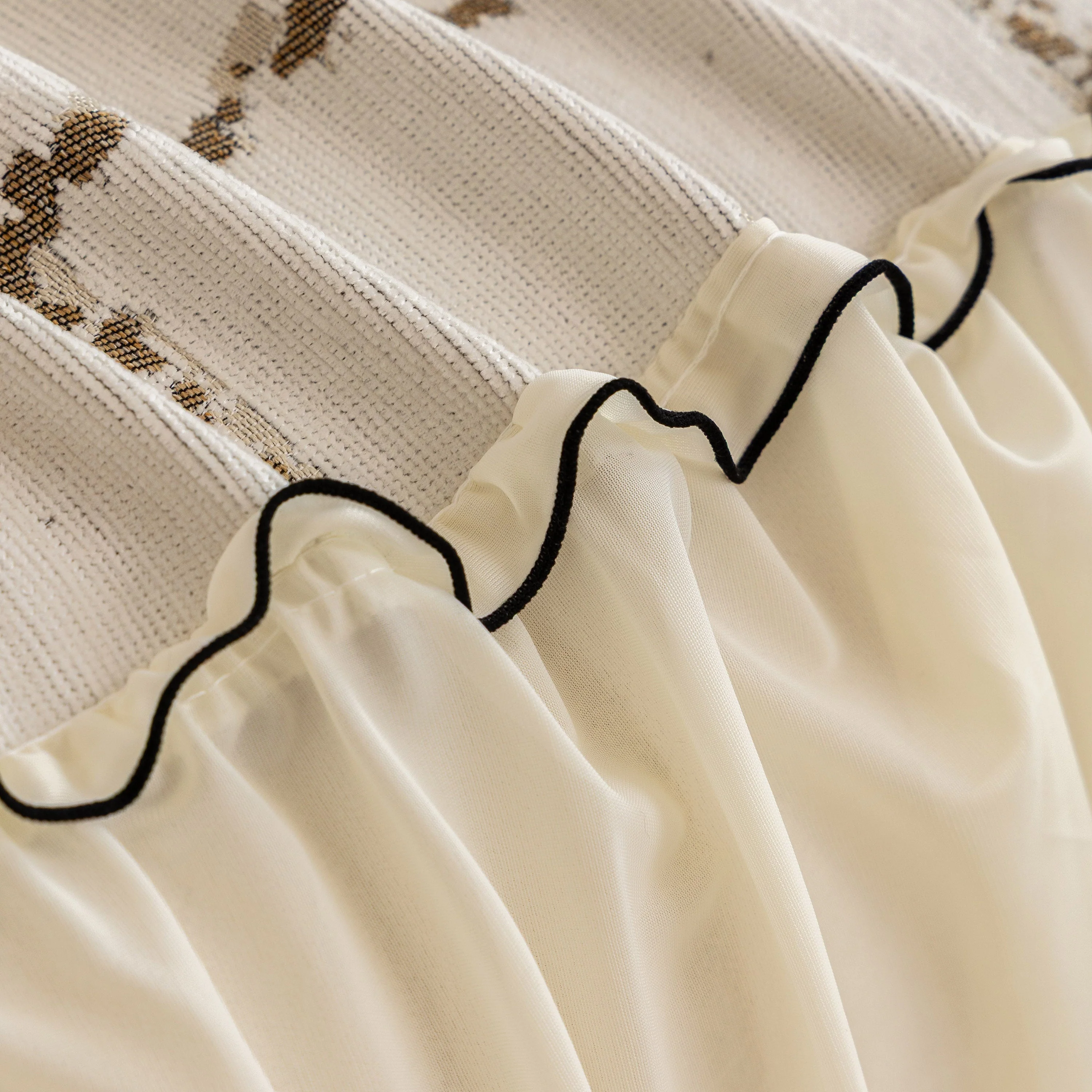 Grid Sofa Cover with Ruffle Skirt – Soft, Decorative, Full-Cover Couch Protector - Image 79
