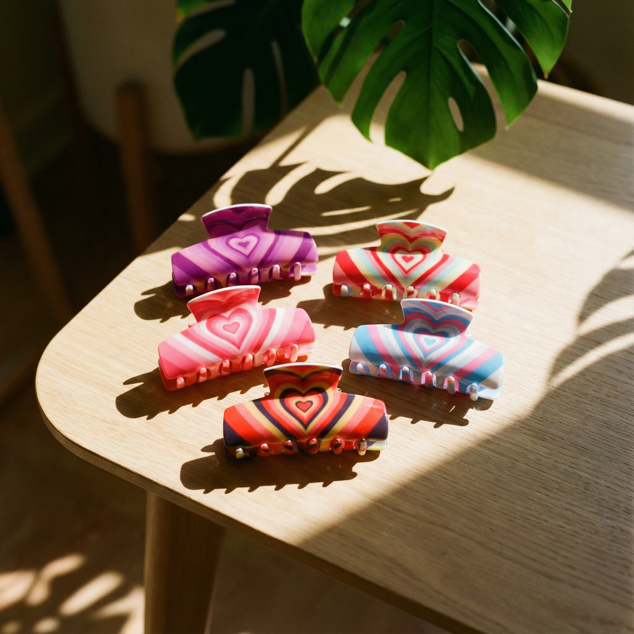 Hair Clip Gift Box | Groovy 70s Hair Claw Clips Set of 5 - Image 3
