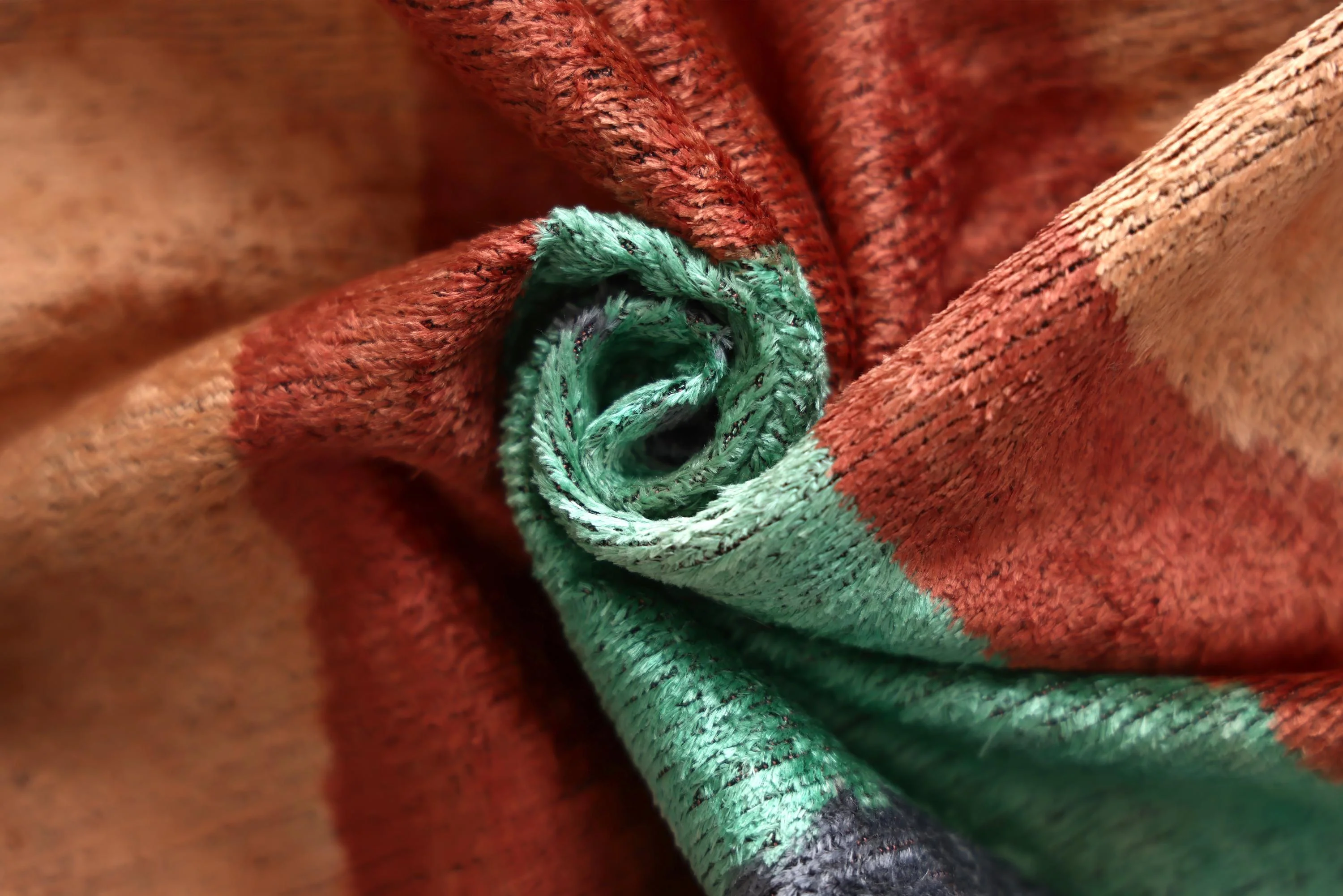 Hand-Knotted Abstract Arch Silk Velvet Pillow - 20x20 Rust & Mint - Image 7