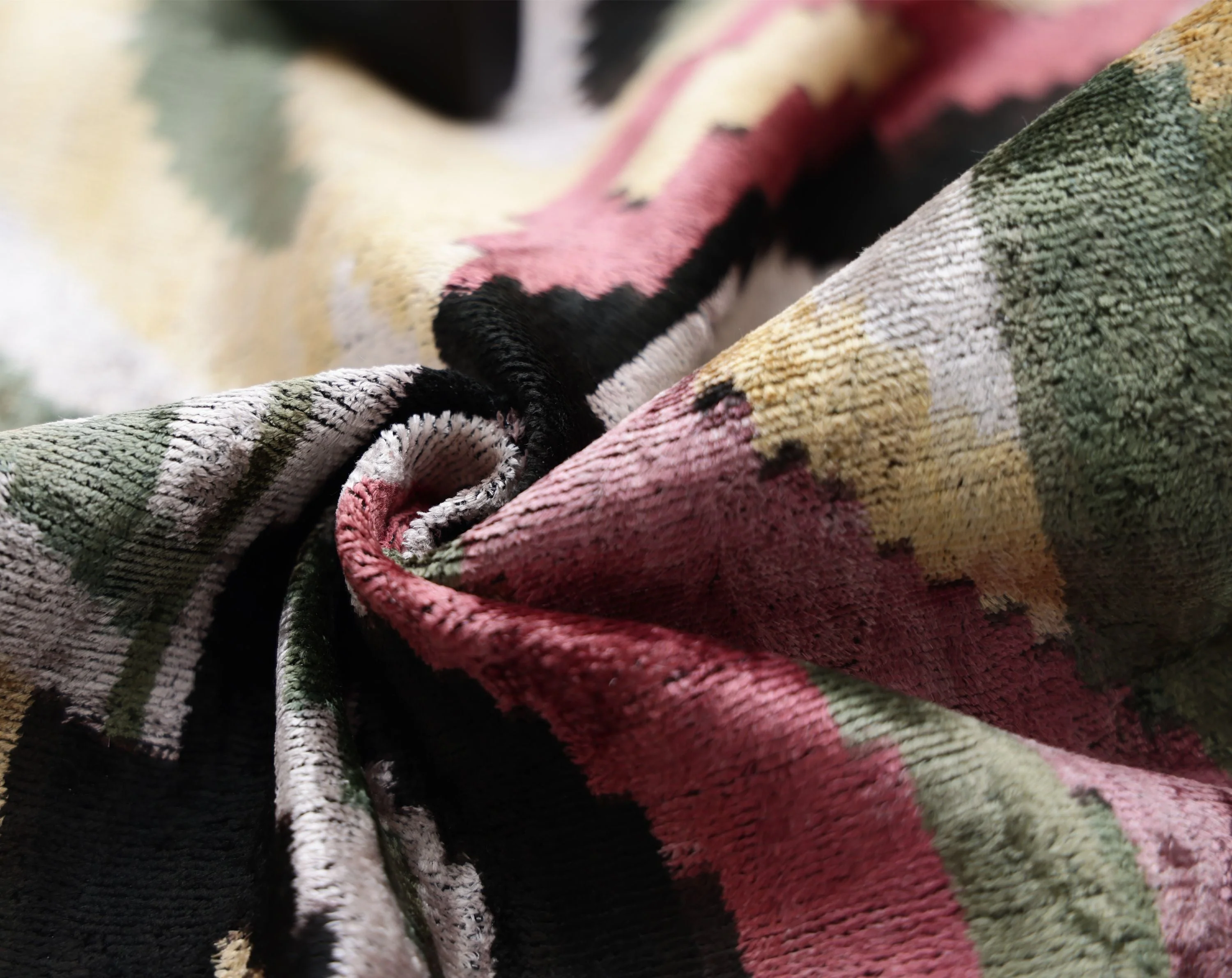 Hand-Knotted Abstract Wave Silk Velvet Lumbar - 16x24 Sage & Mauve - Image 8