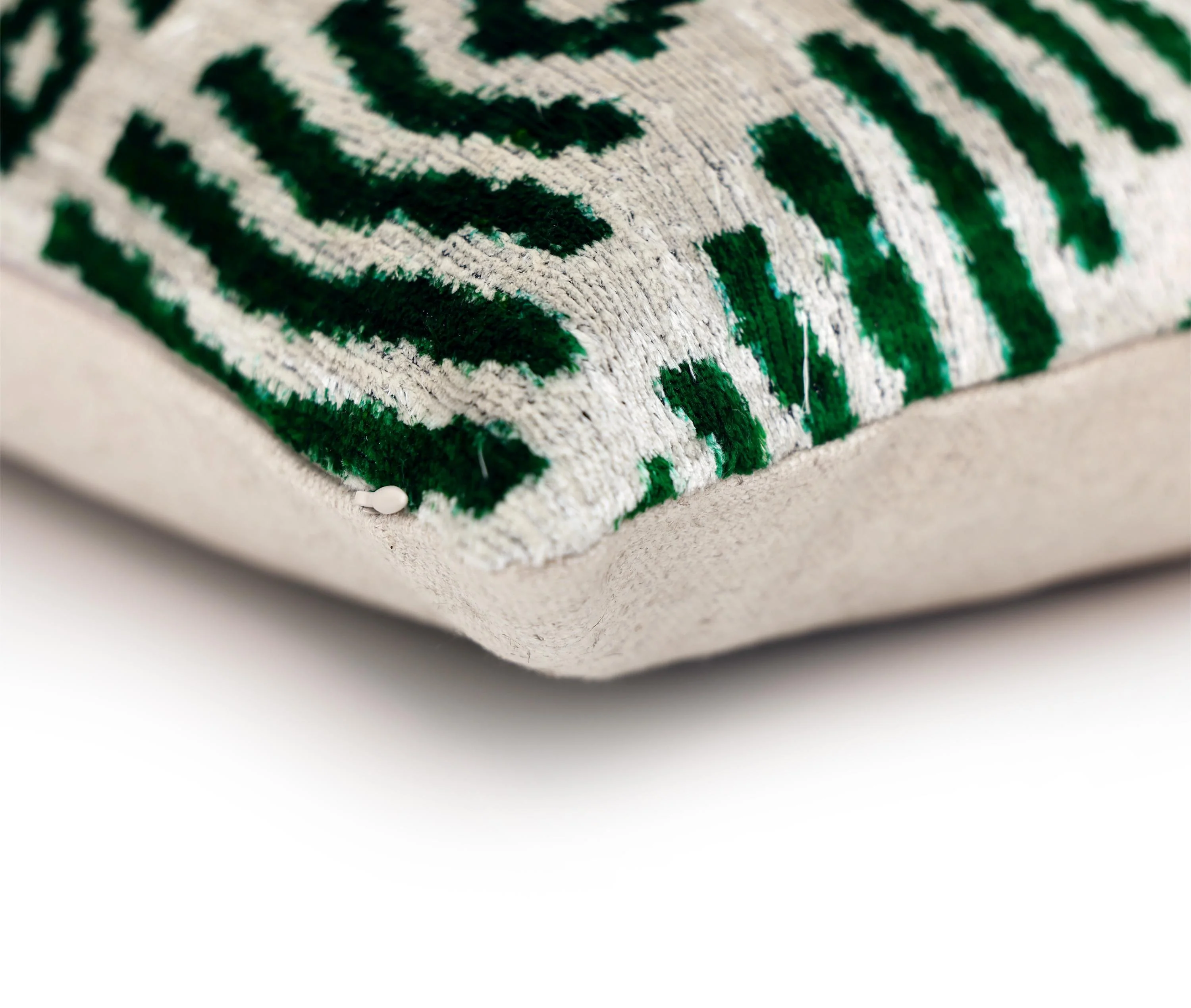 Hand-Knotted Emerald Green Geometric Silk Velvet Pillow - 20x20 Ikat - Image 8