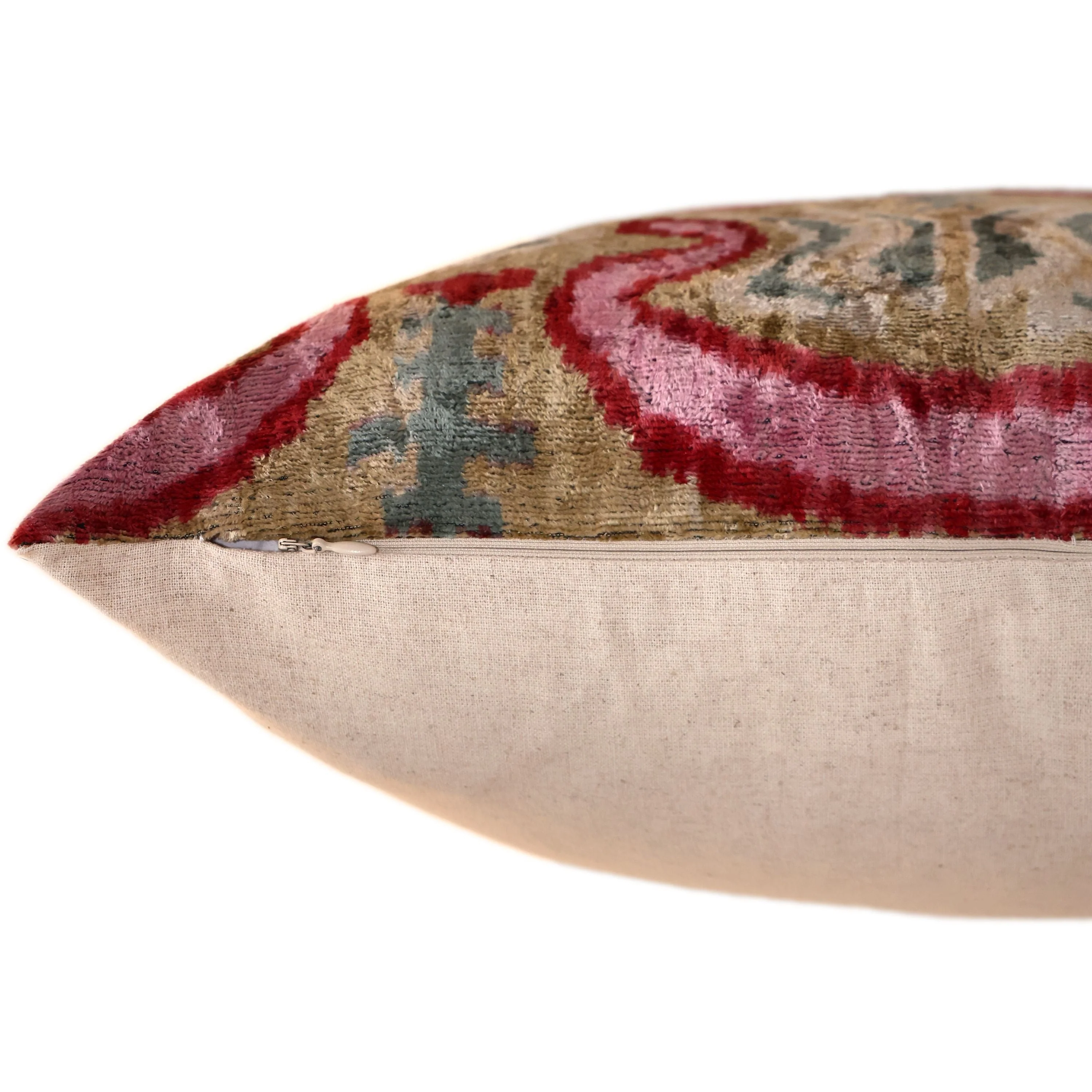 Hand-Knotted Scroll Ikat Silk Velvet Pillow - 20x20 Sand & Raspberry - Image 6