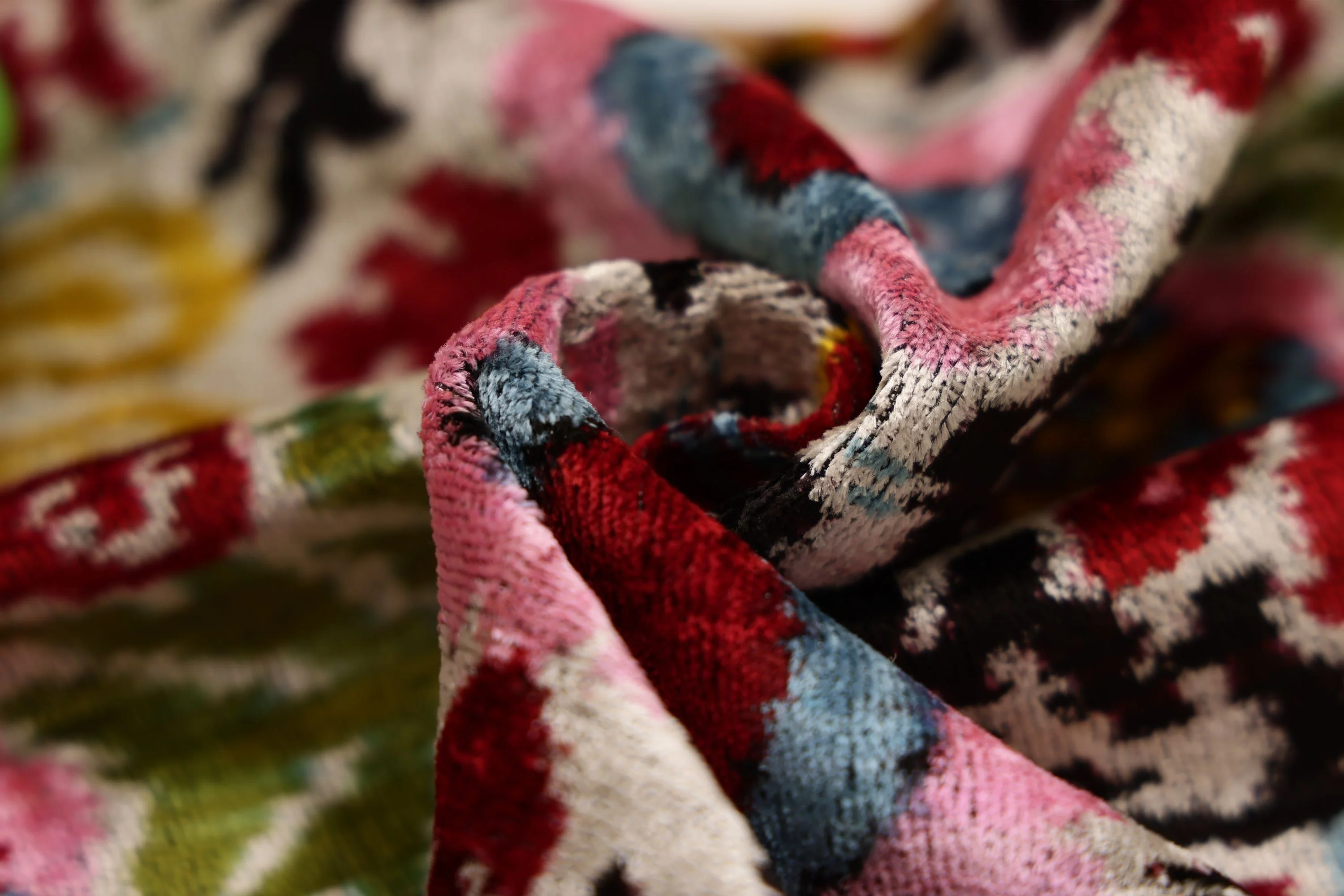 Hand-Knotted Vibrant Floral Silk Velvet Lumbar - 16x24 Pink & Yellow - Image 7