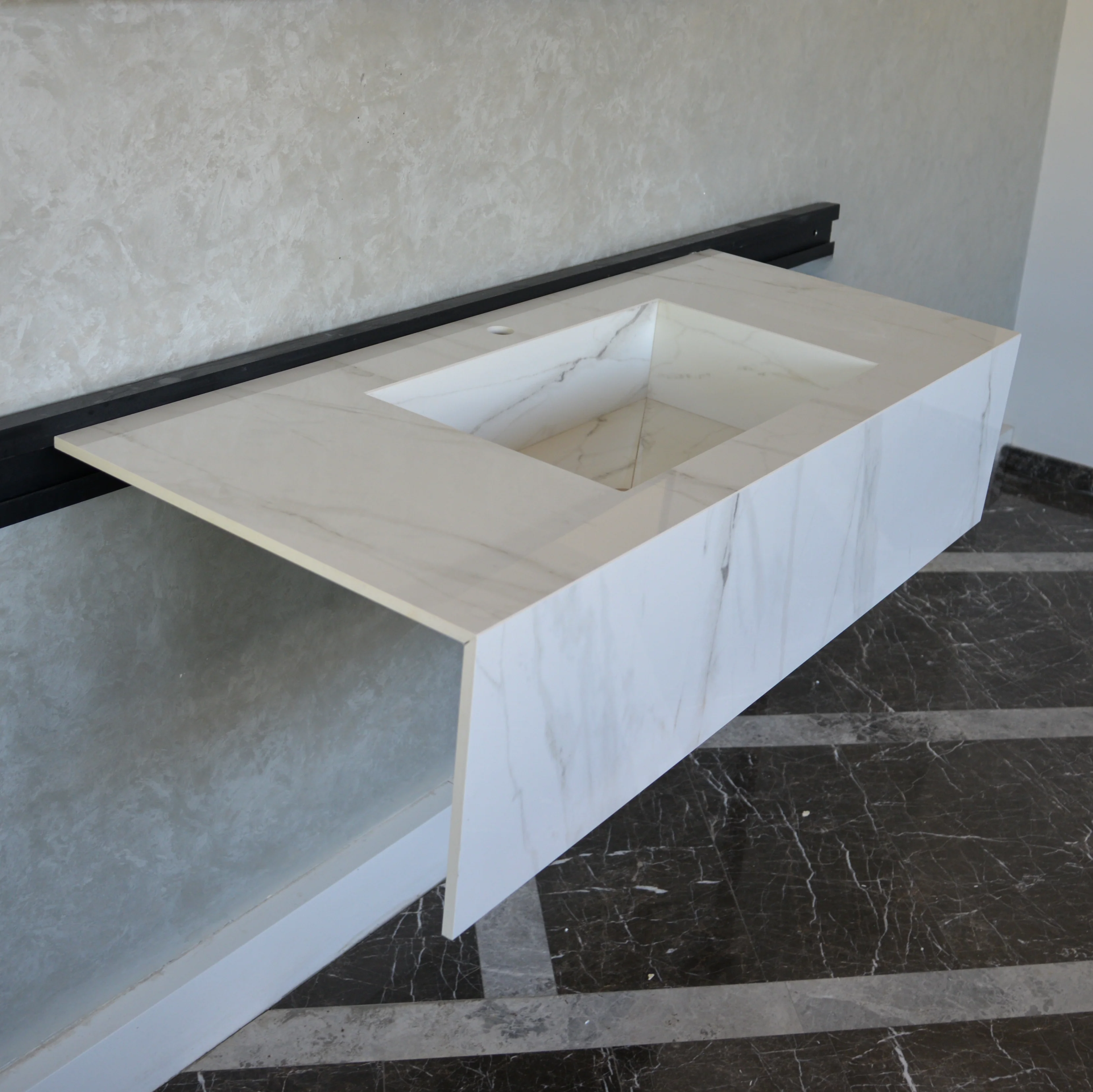 HANDCRAFTED CALACATTA GLORY HIGH ENGINEERED PORCELAIN SINK (ES-070) - Image 4