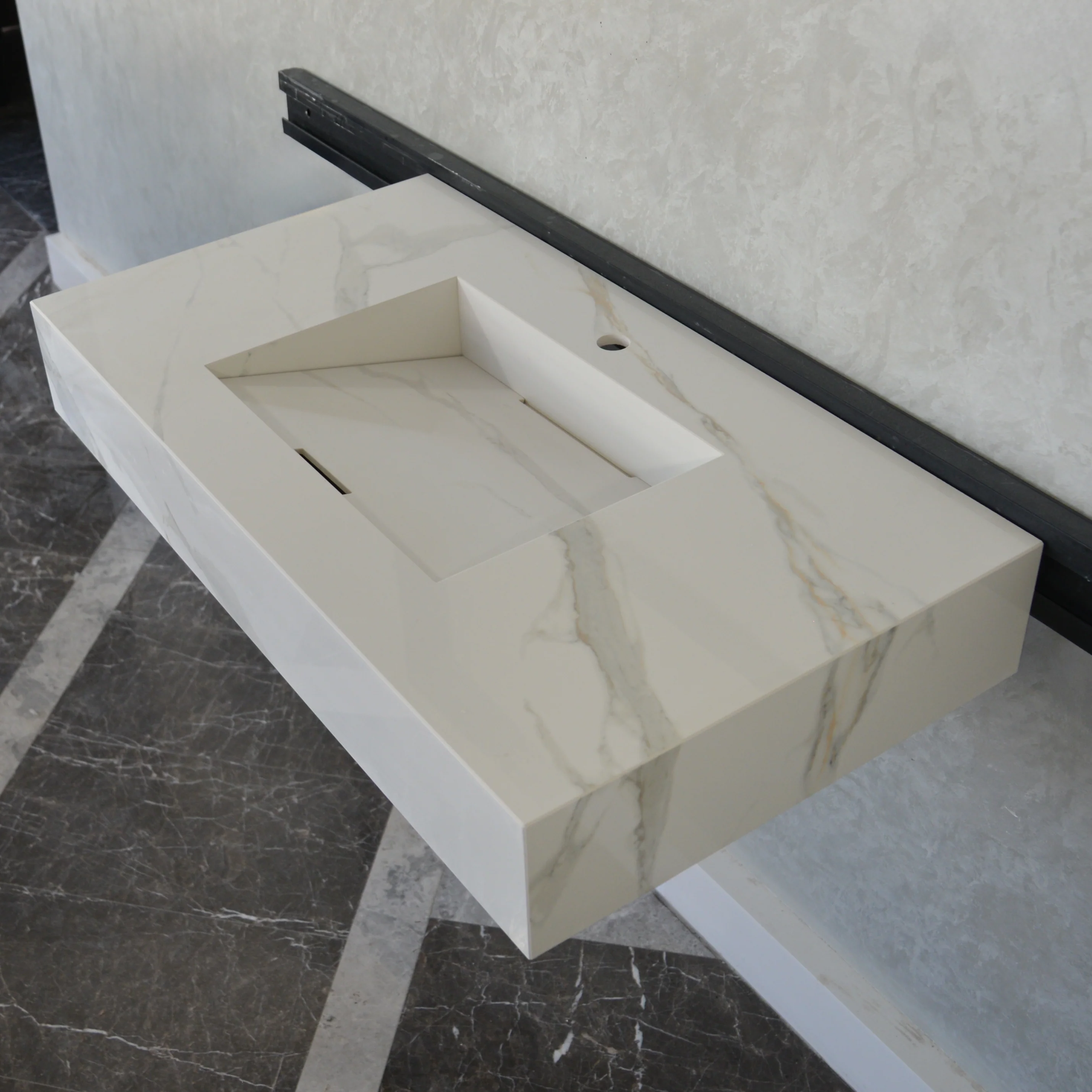 HANDCRAFTED CALACATTA ORO HIGH ENGINEERED PORCELAIN SINK (ES-050) - Image 3