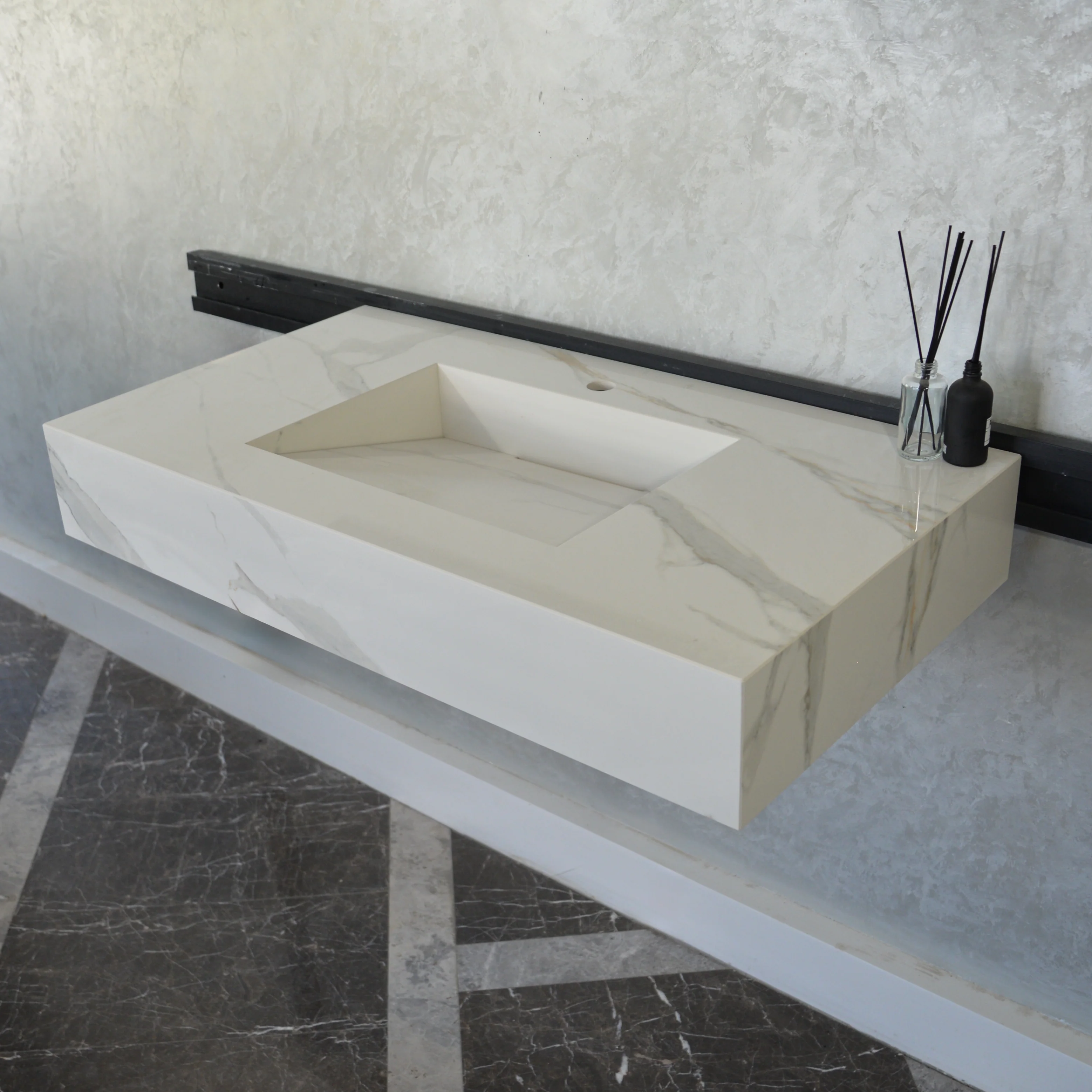 HANDCRAFTED CALACATTA ORO HIGH ENGINEERED PORCELAIN SINK (ES-050) - Image 7