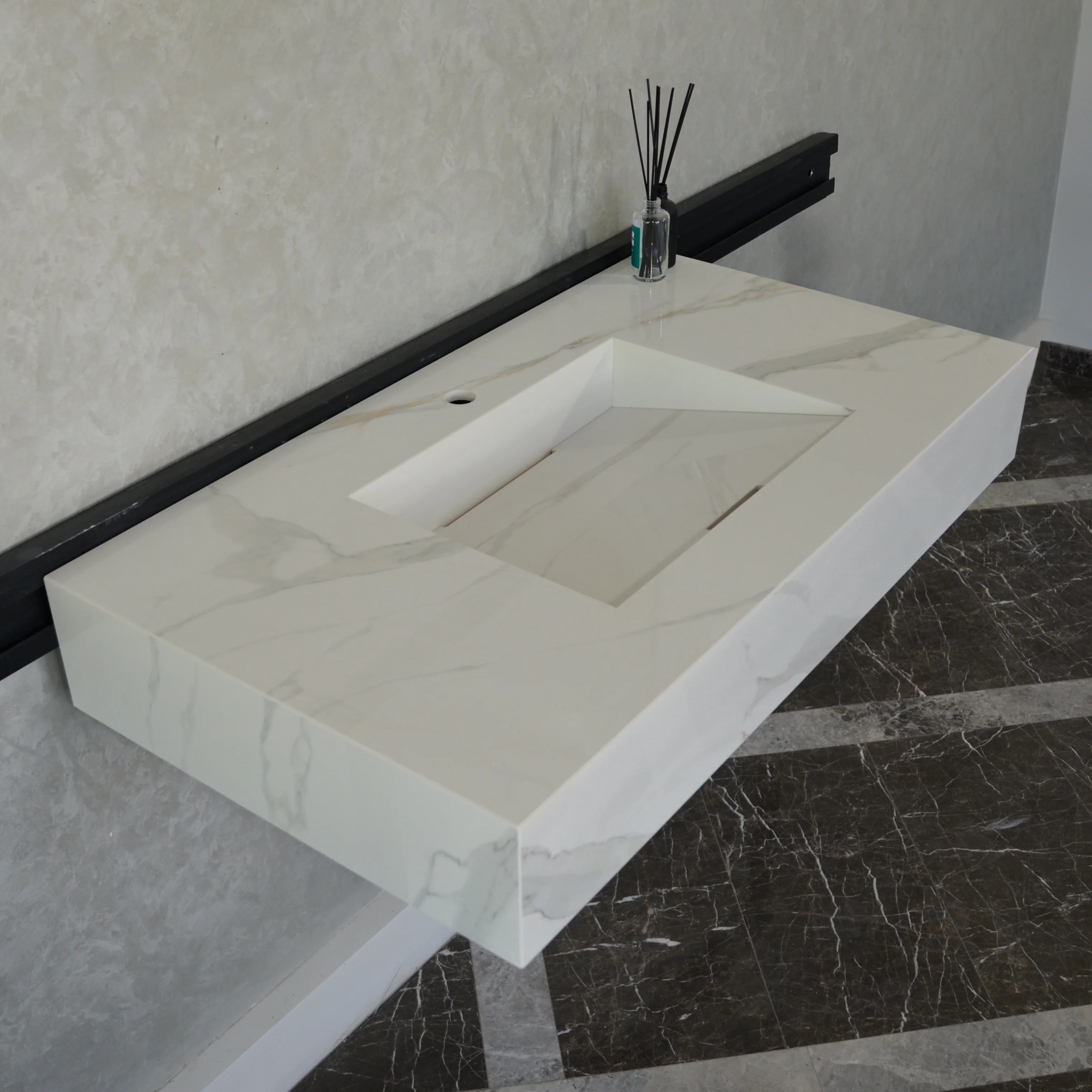 HANDCRAFTED CALACATTA ORO HIGH ENGINEERED PORCELAIN SINK (ES-050) - Image 8