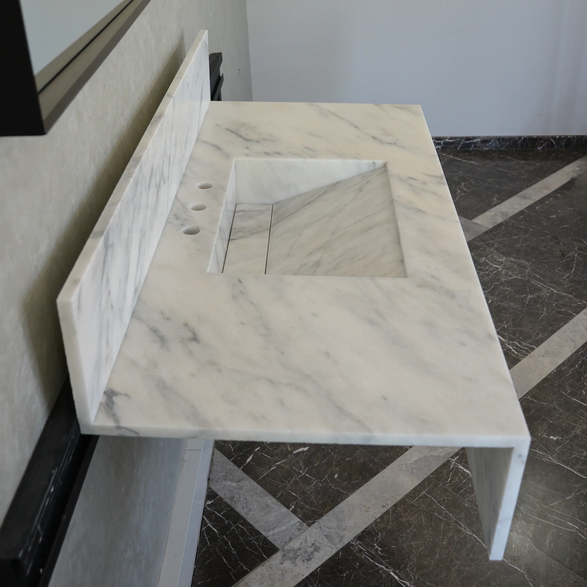 HANDCRAFTED CUSTOM CALACATTA MARBLE SINK (NS-108) - Image 6