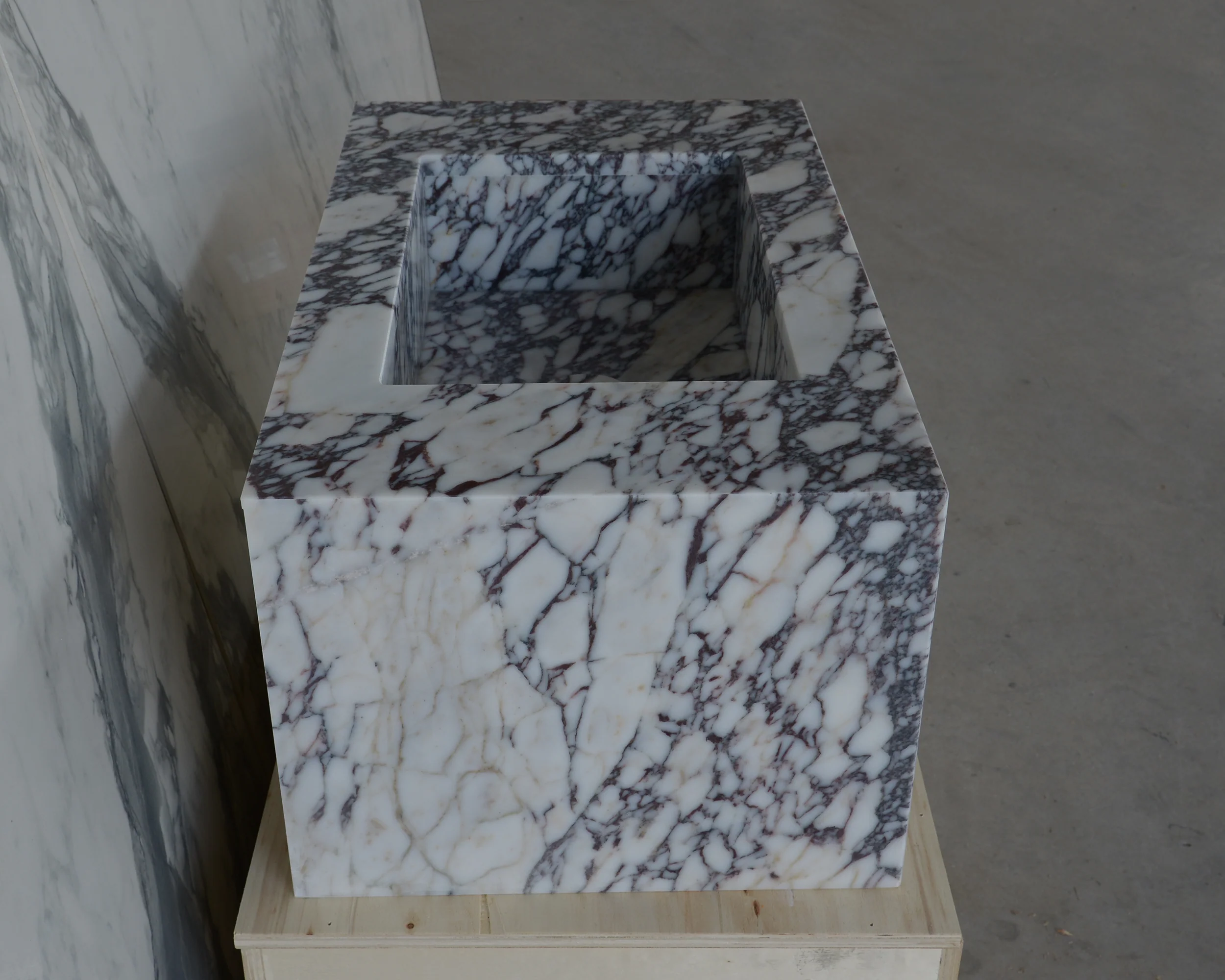 HANDCRAFTED CUSTOM CALACATTA VIOLA MARBLE SINK (NS-085) - Image 4