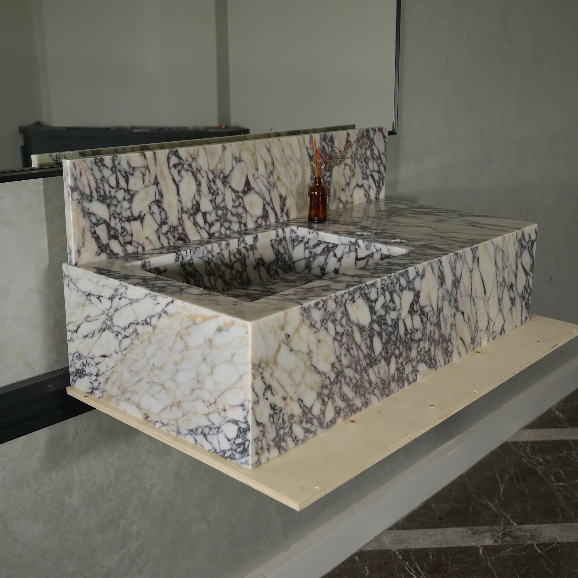 HANDCRAFTED CUSTOM CALACATTA VIOLA MARBLE SINK (NS-096) - Image 5