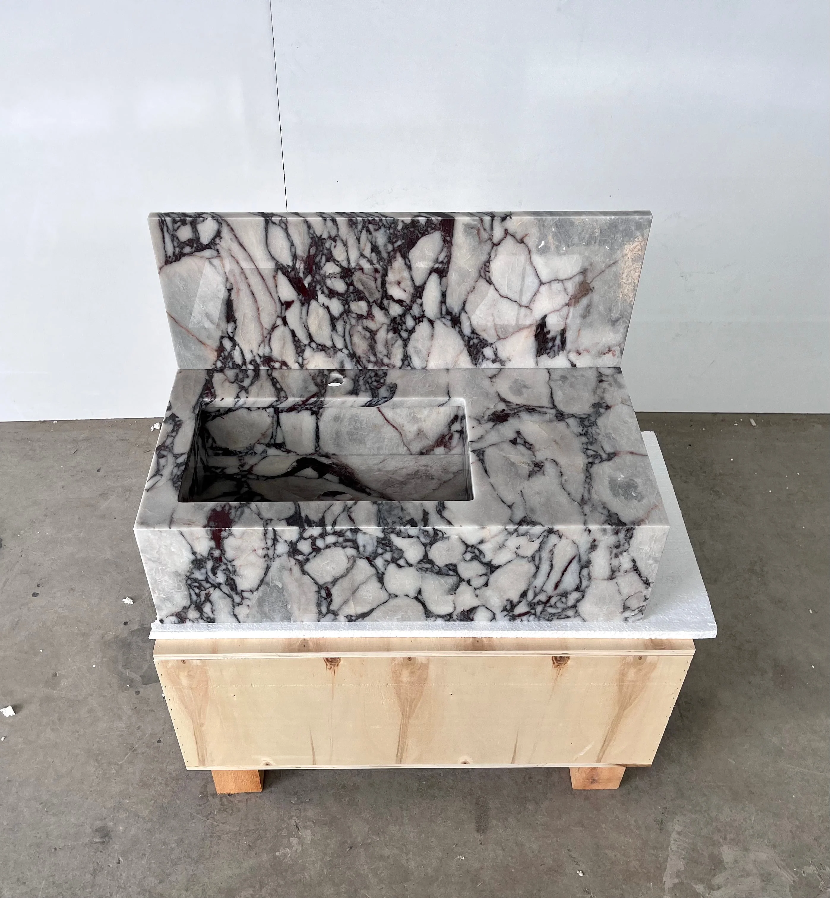HANDCRAFTED CUSTOM CALACATTA VIOLA MARBLE SINK (NS-081) - Image 2