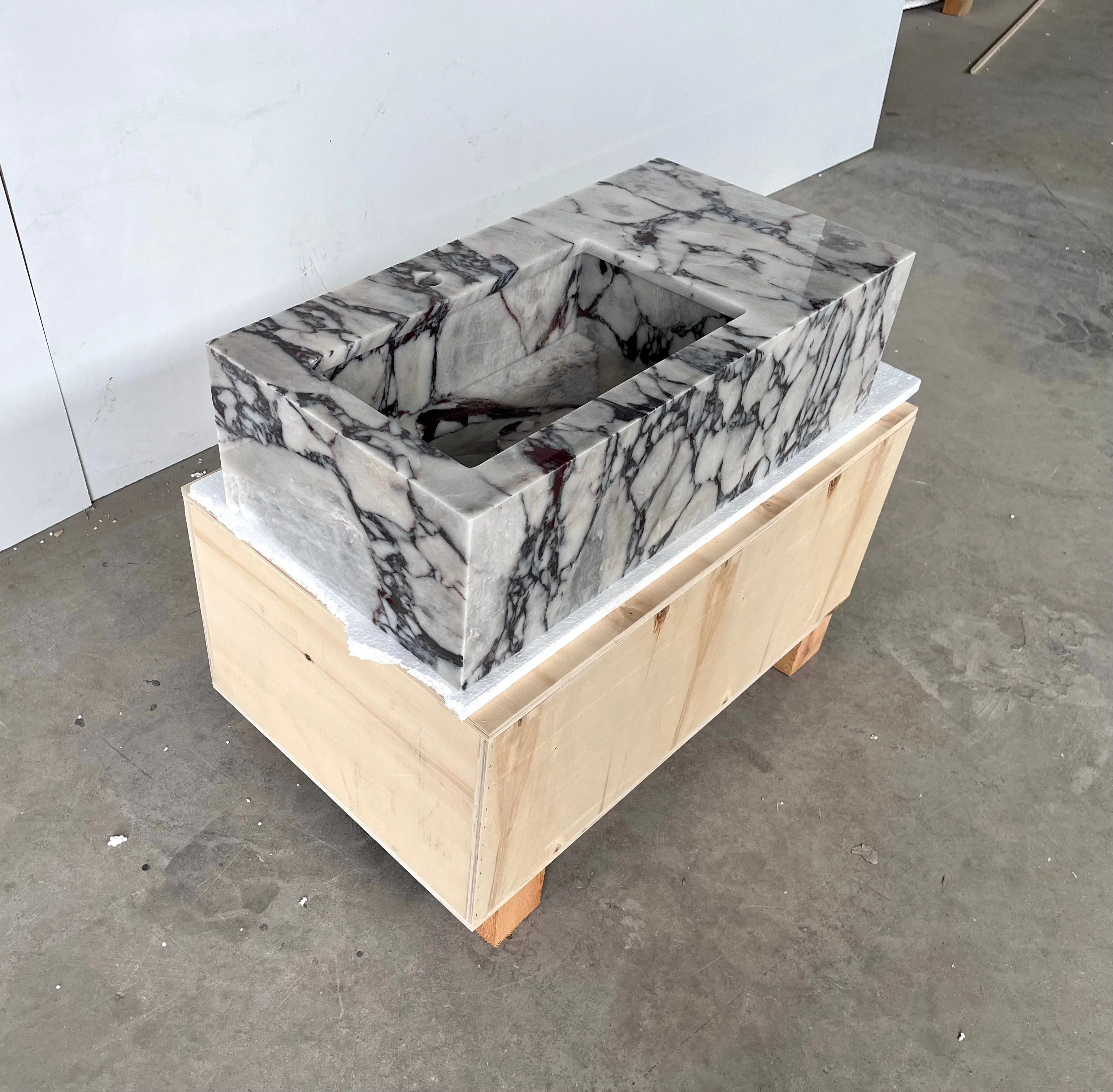 HANDCRAFTED CUSTOM CALACATTA VIOLA MARBLE SINK (NS-081) - Image 9