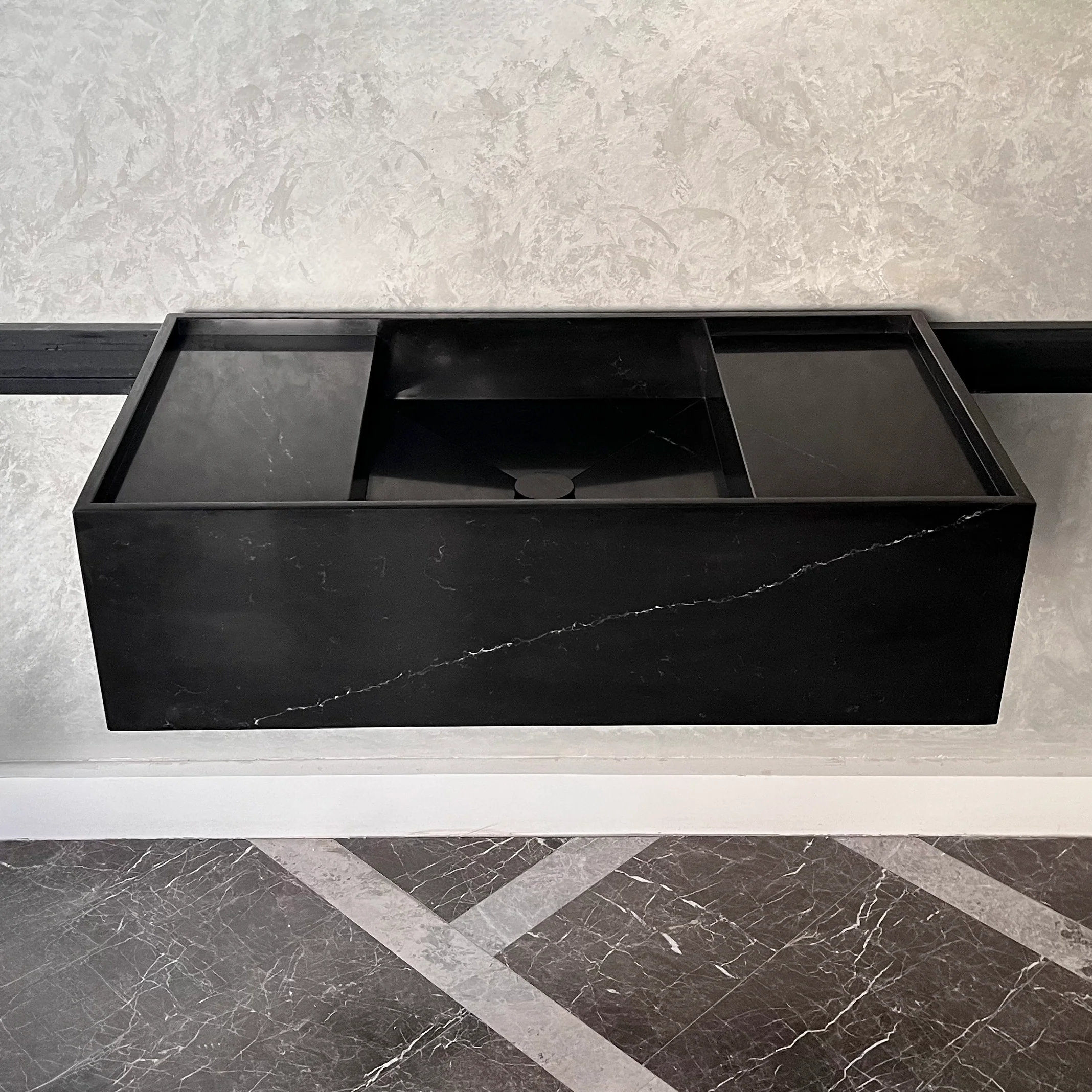 HANDCRAFTED CUSTOM COANTE – ARTE BLACK QUARTZ SINK (QU-084) - Image 8