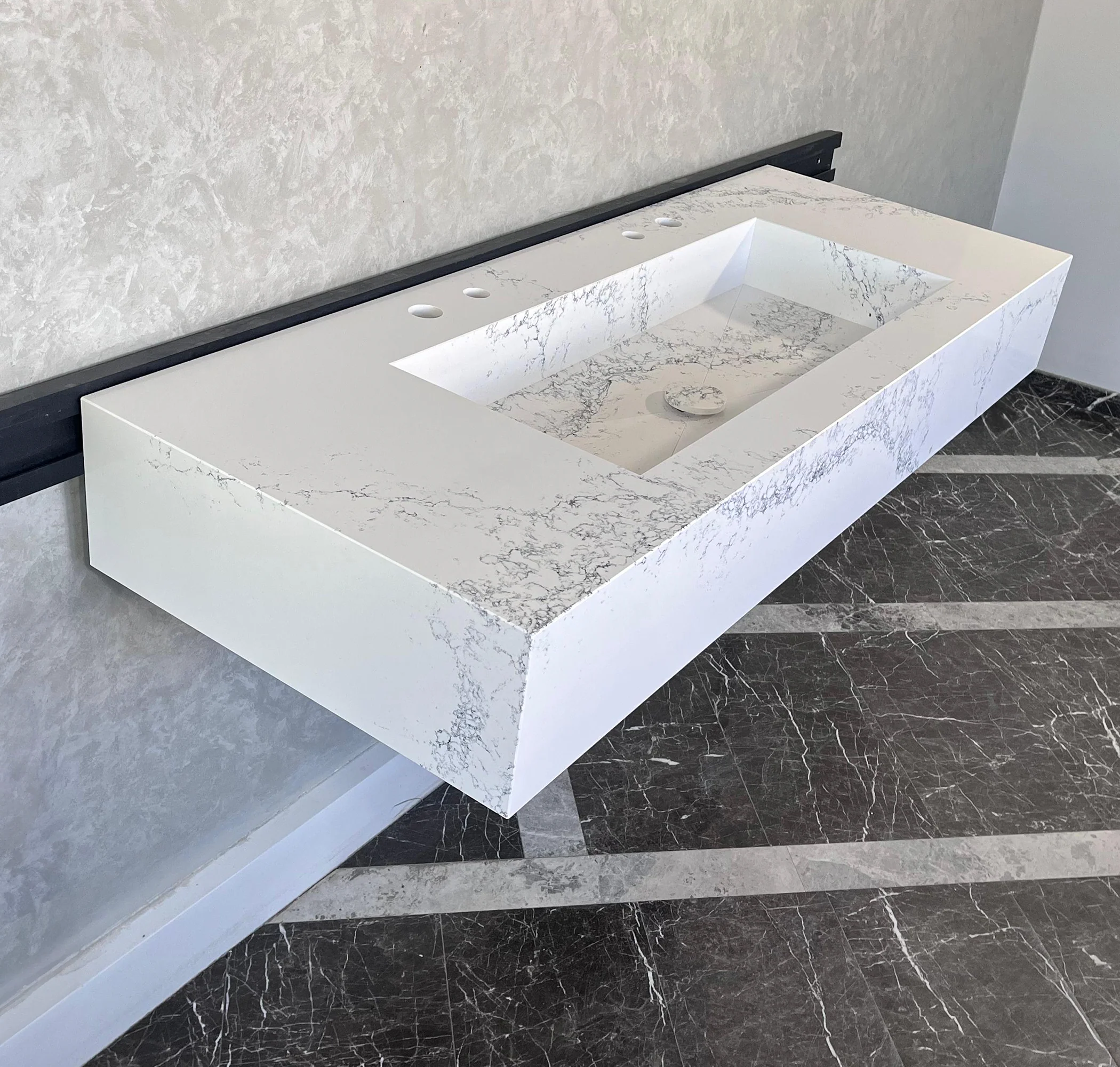 HANDCRAFTED CUSTOM COANTE CALACATTA RIVIERA SINK (QU-099) - Image 2