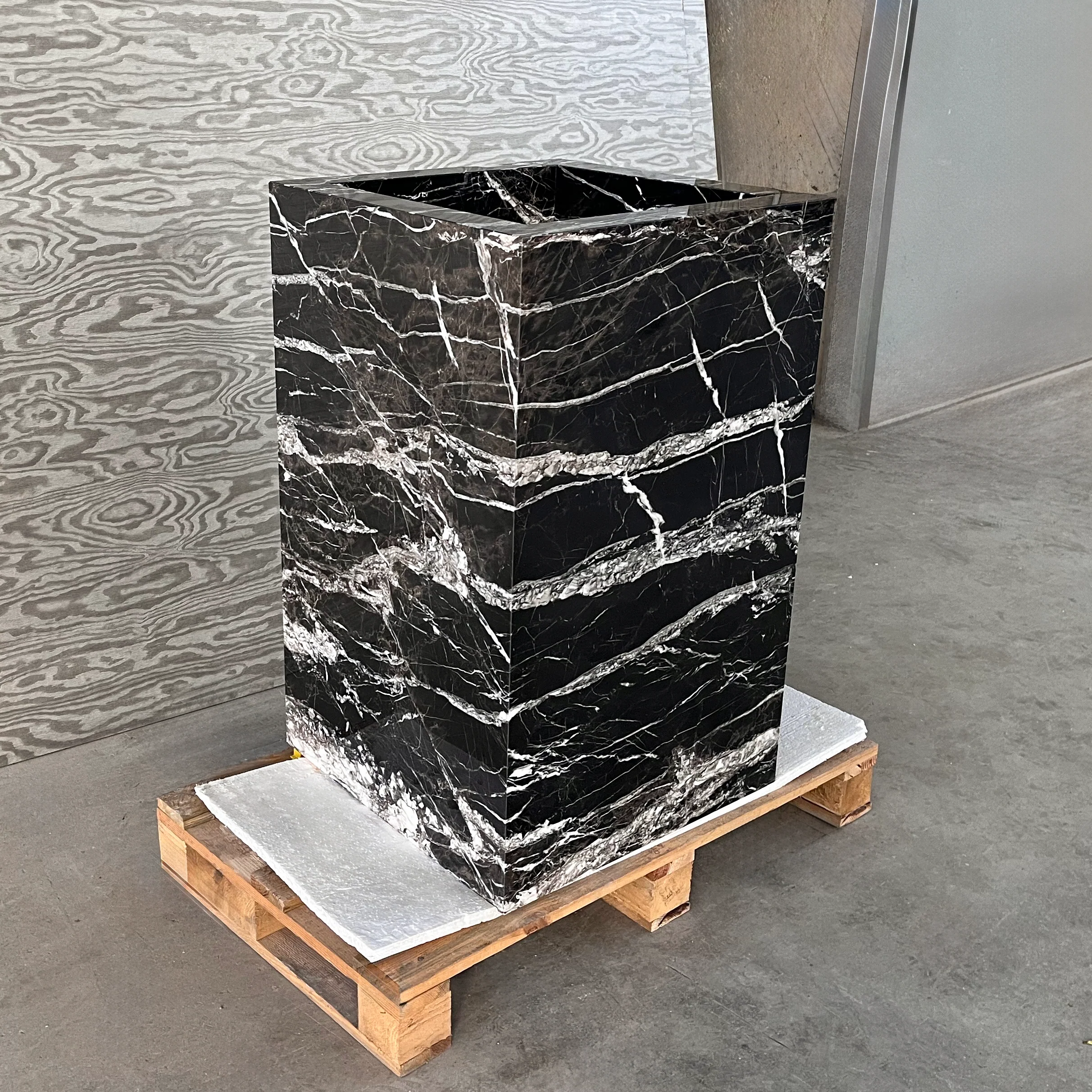 HANDCRAFTED CUSTOM PEDESTAL ALEXANDRA BLACK MARBLE SINK (NS-151) - Image 6
