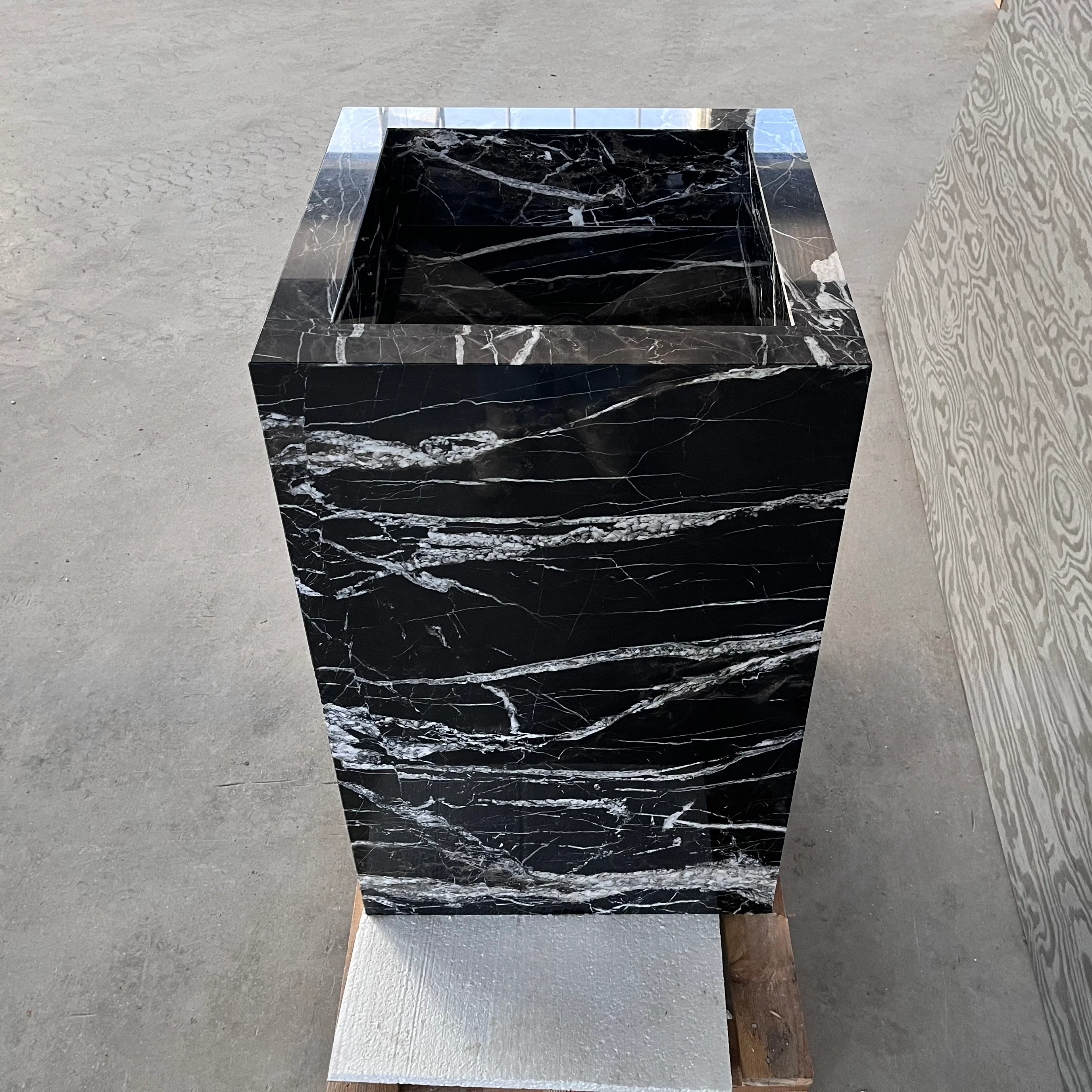 HANDCRAFTED CUSTOM PEDESTAL ALEXANDRA BLACK MARBLE SINK (NS-151) - Image 7