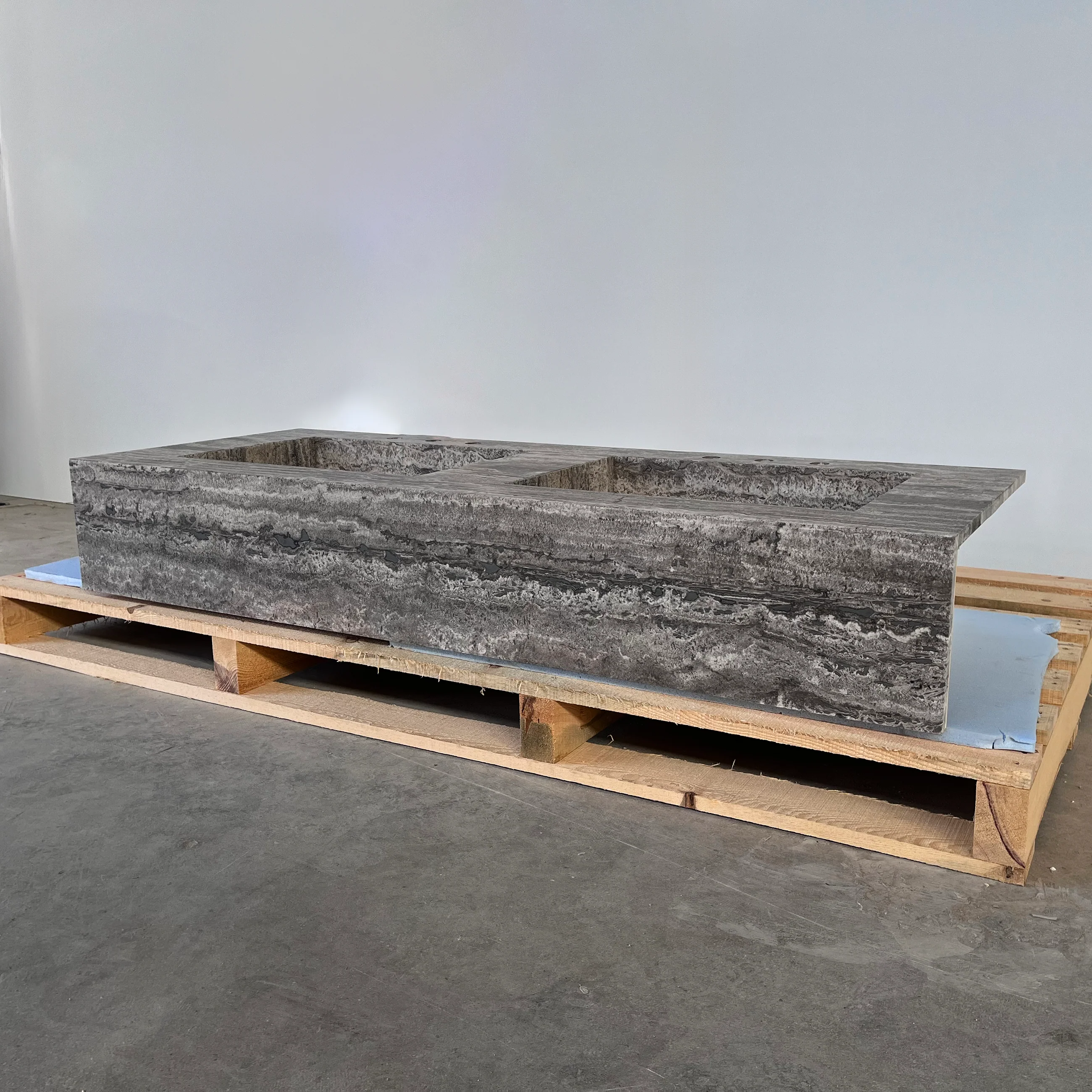 HANDCRAFTED CUSTOM TRAVERTINE SINK (TR-123) - Image 2