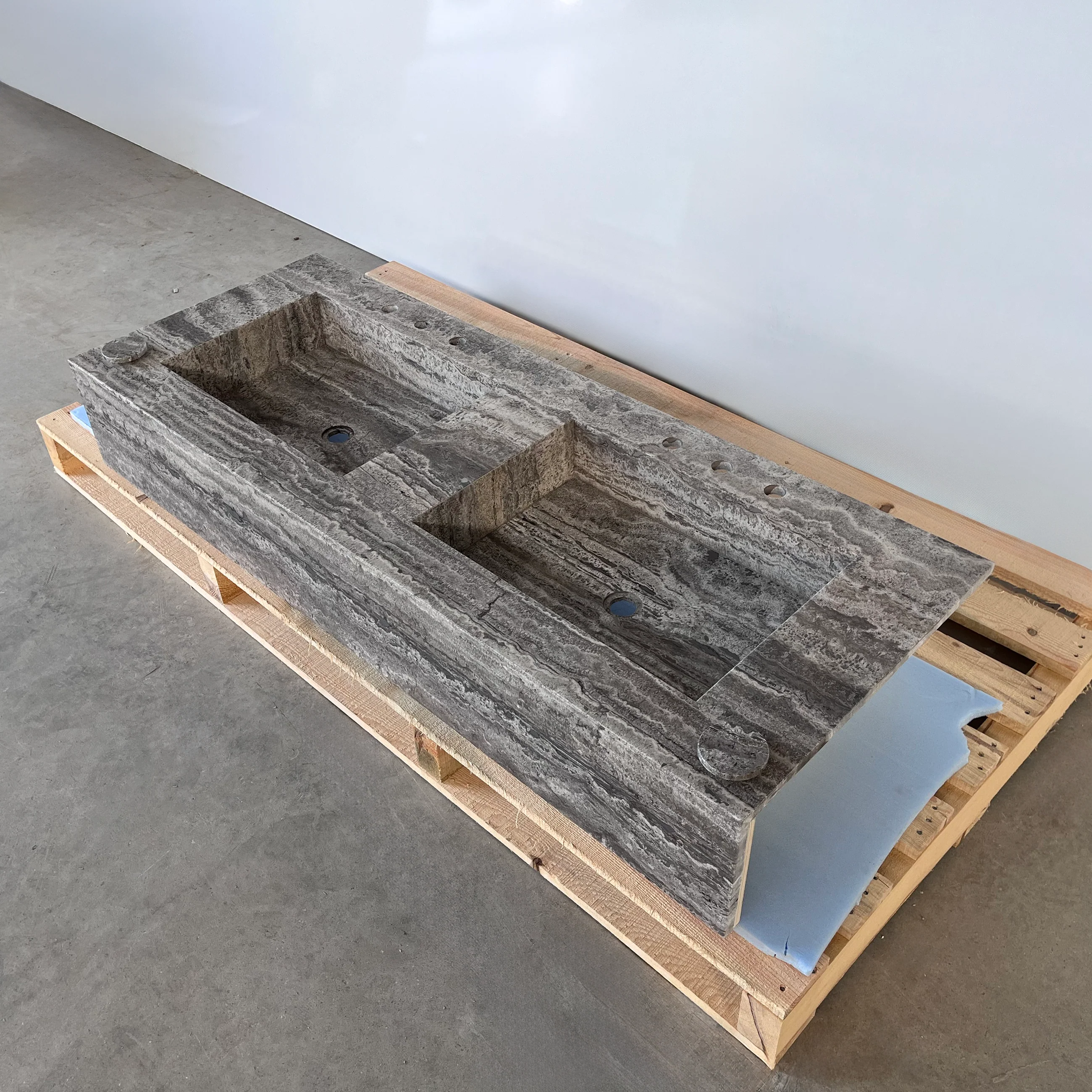 HANDCRAFTED CUSTOM TRAVERTINE SINK (TR-123) - Image 4