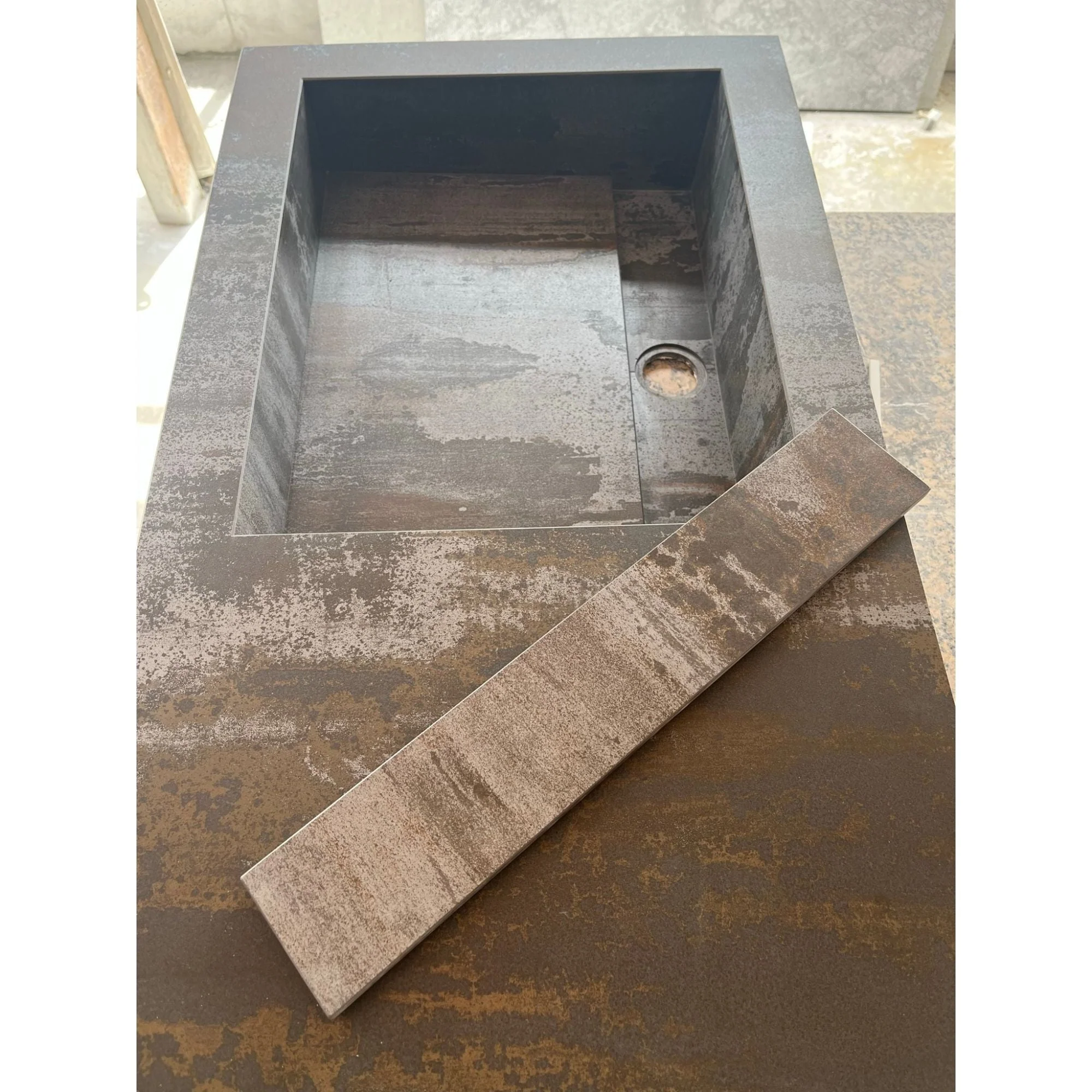 HANDCRAFTED DEKTON TRILLIUM ENGINEERED PORCELAIN SINK (ES-065) - Image 3