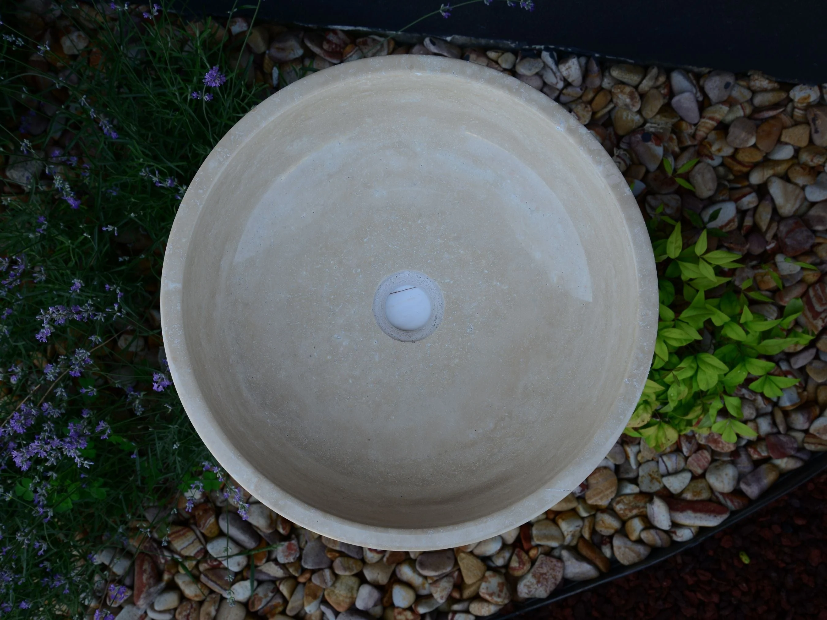 HANDCRAFTED LIGHT TRAVERTINE SINK - Image 6