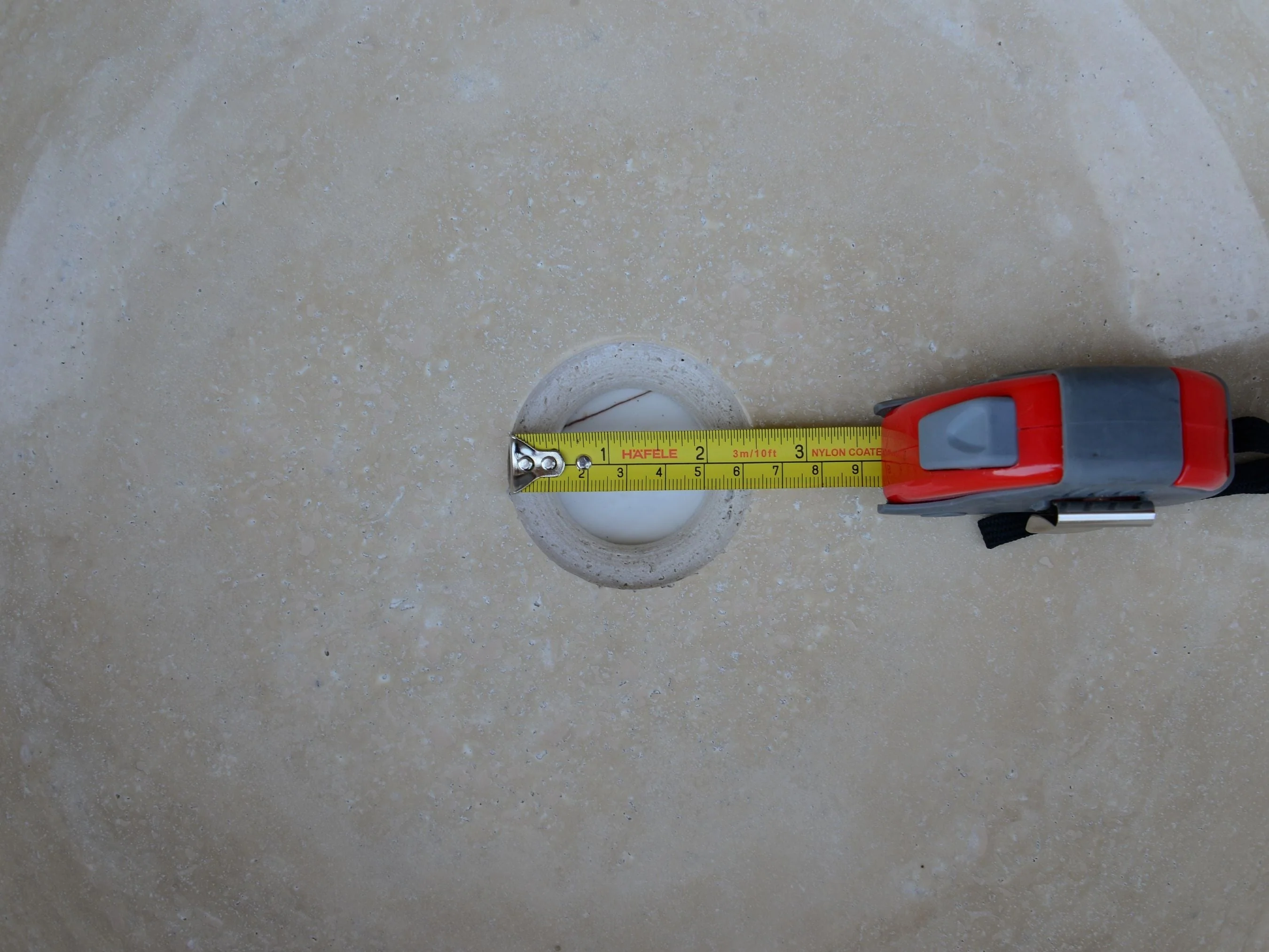 HANDCRAFTED LIGHT TRAVERTINE SINK - Image 9