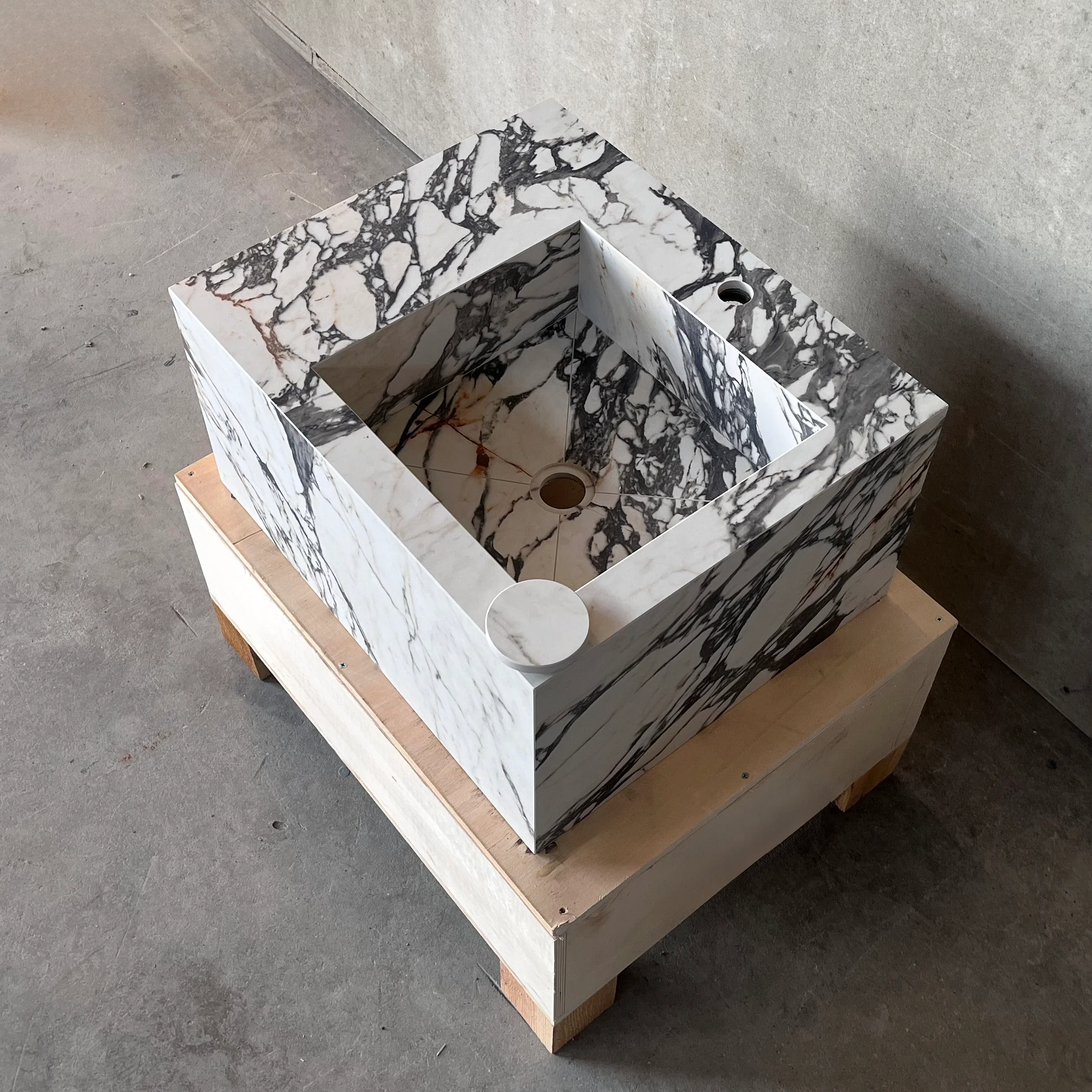 HANDCRAFTED MATERIA CORCHIA GOLD ENGINEERED PORCELAIN SINK (ES-045) - Image 6