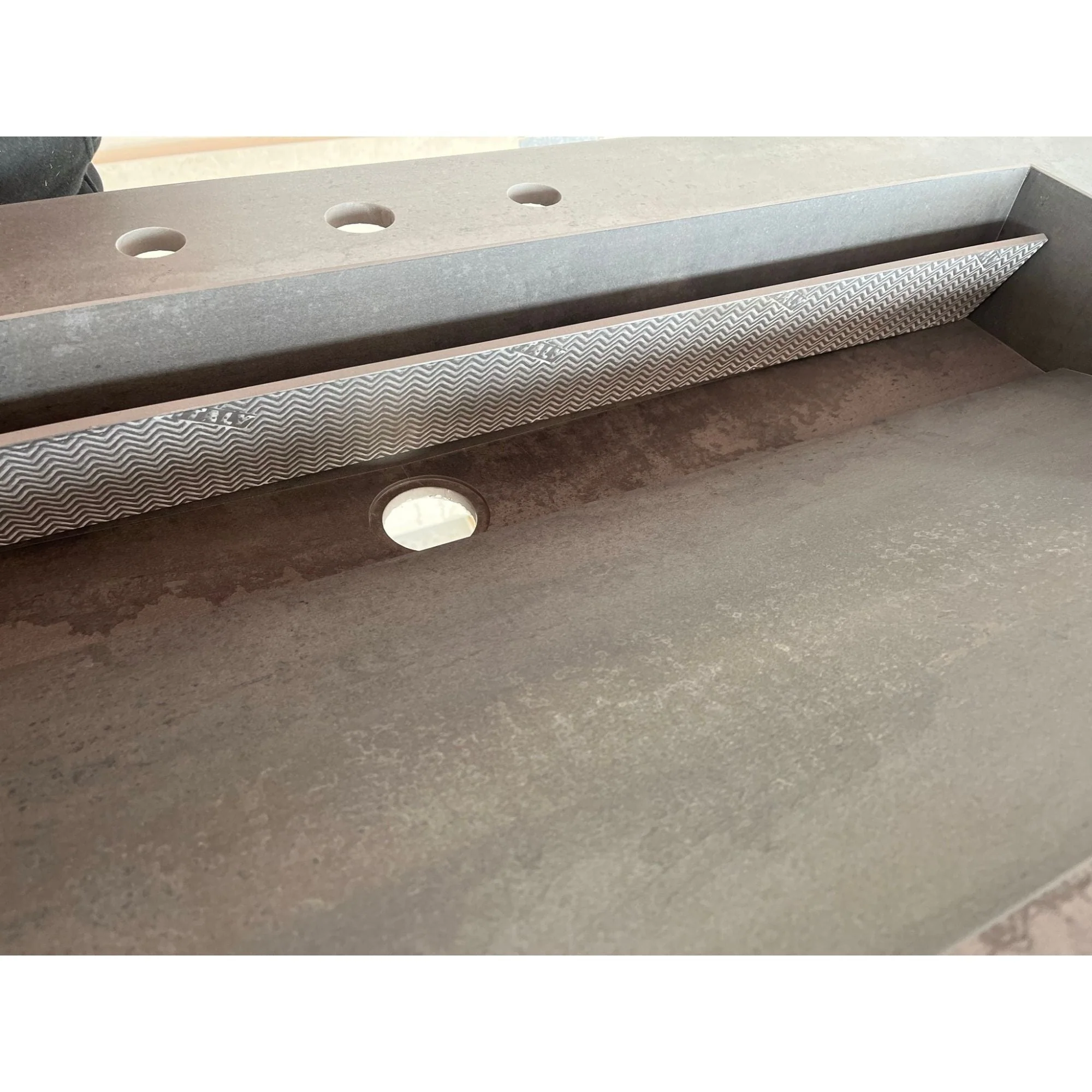 HANDCRAFTED METAL DARK ENGINEERED PORCELAIN SINK (ES-070) - Image 4