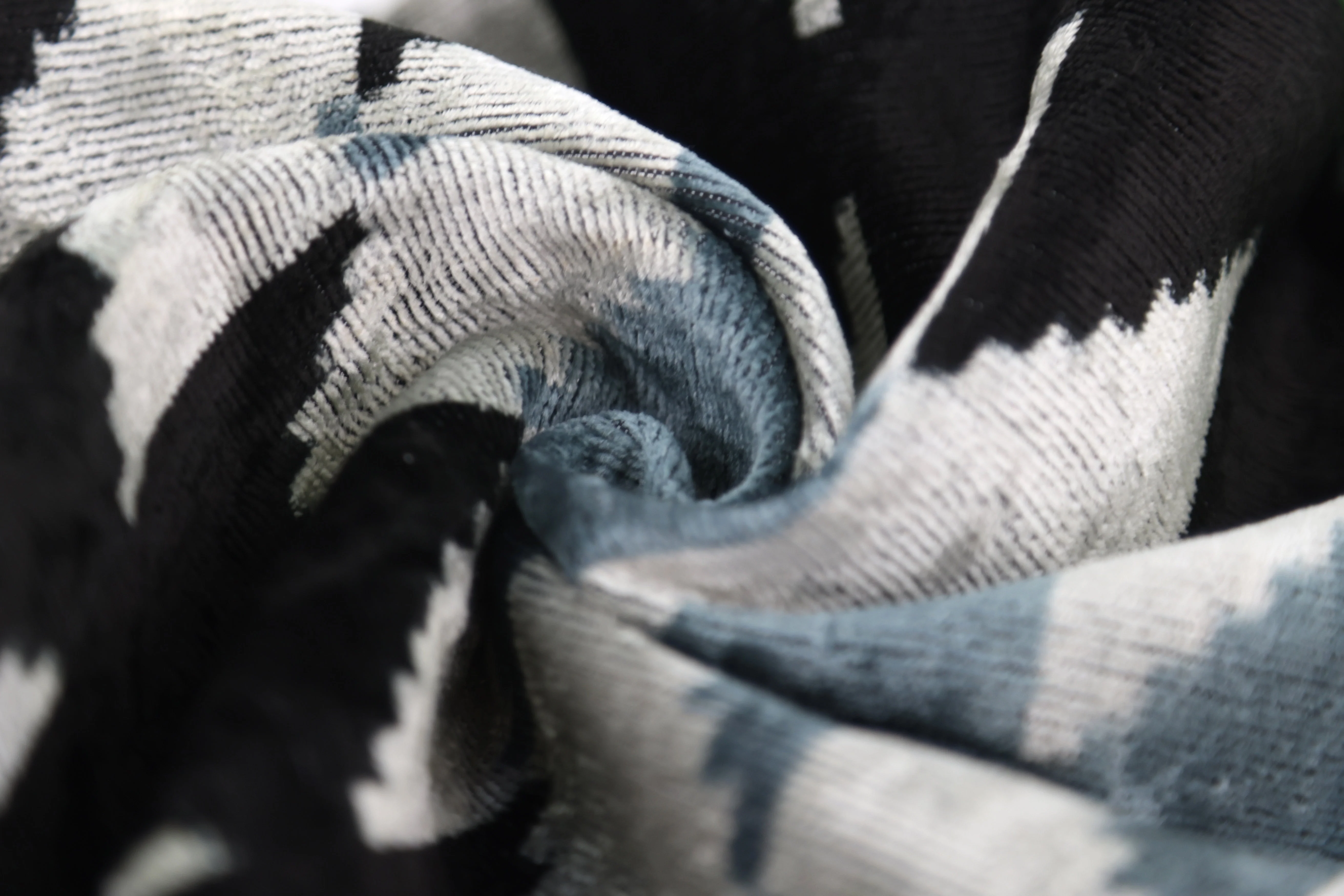 Handmade Black Gray Chevron Velvet Pillow – 16x24 in Luxury Accent - Image 7