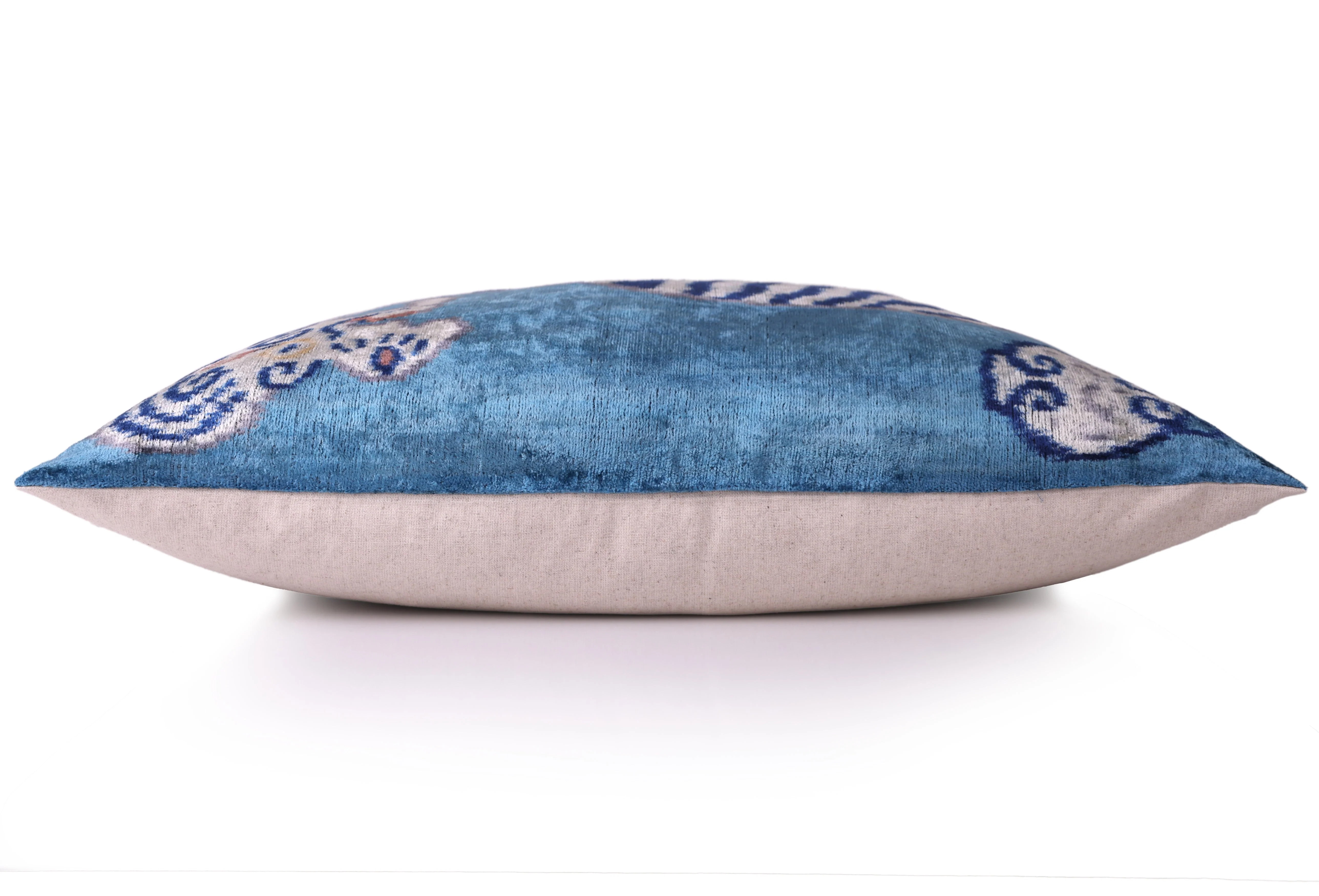 Handmade Blue Velvet Tiger Pillow – 16x24" Silk Accent Cushion - Image 3