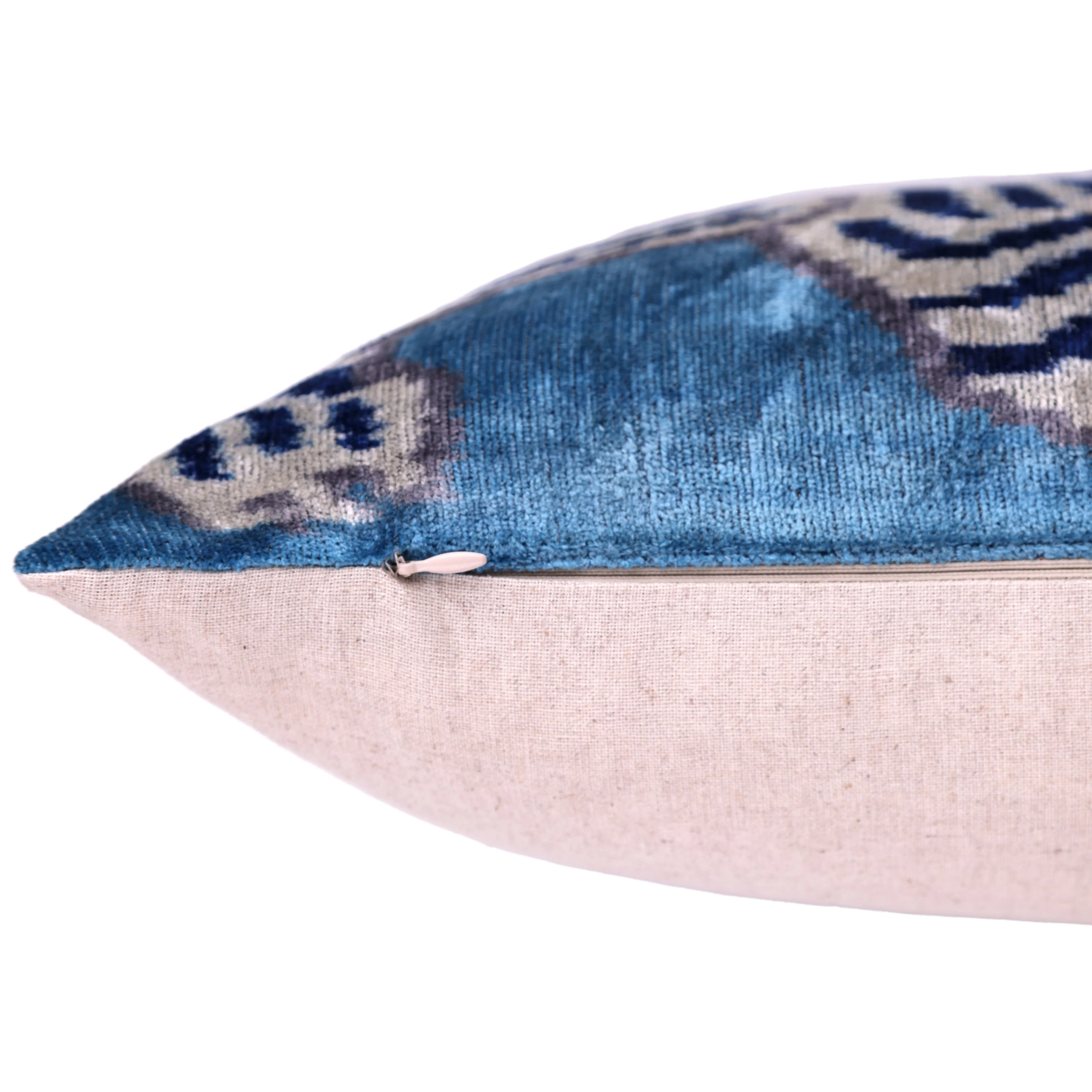 Handmade Blue Velvet Tiger Pillow – 16x24" Silk Accent Cushion - Image 6