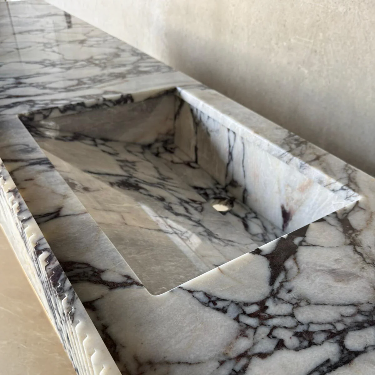 Handmade Calacatta Viola Marble Sink with Fluted Apron: Custom Made Bathroom Basin (NS-141) - Image 3