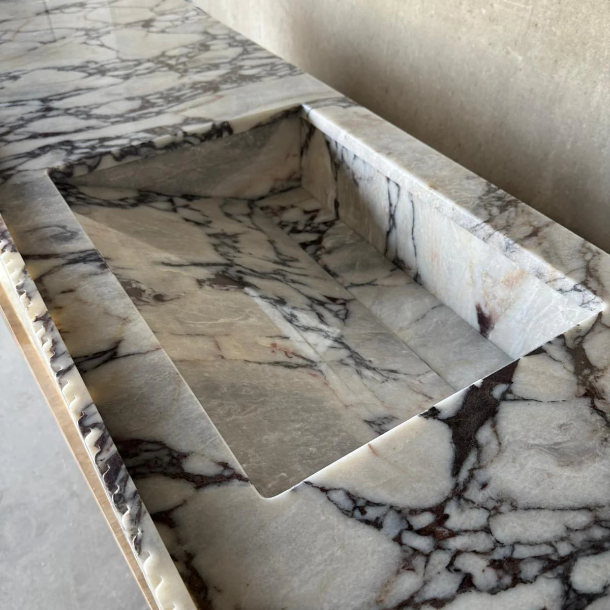 Handmade Calacatta Viola Marble Sink with Fluted Apron: Custom Made Bathroom Basin (NS-141) - Image 7