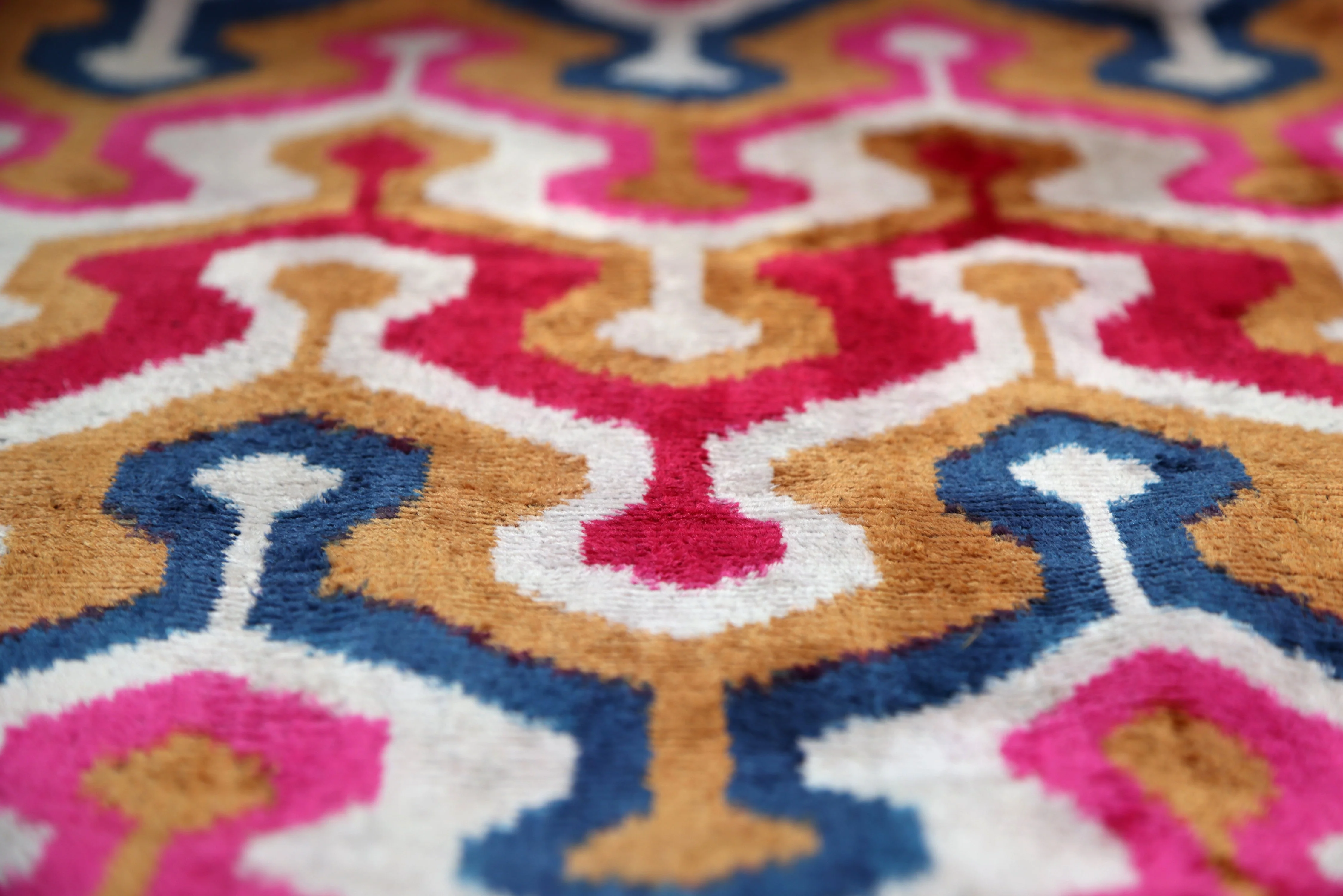 Handmade Geometric Velvet Pillow – 20x20" Pink & Gold Silk Cushion - Image 3